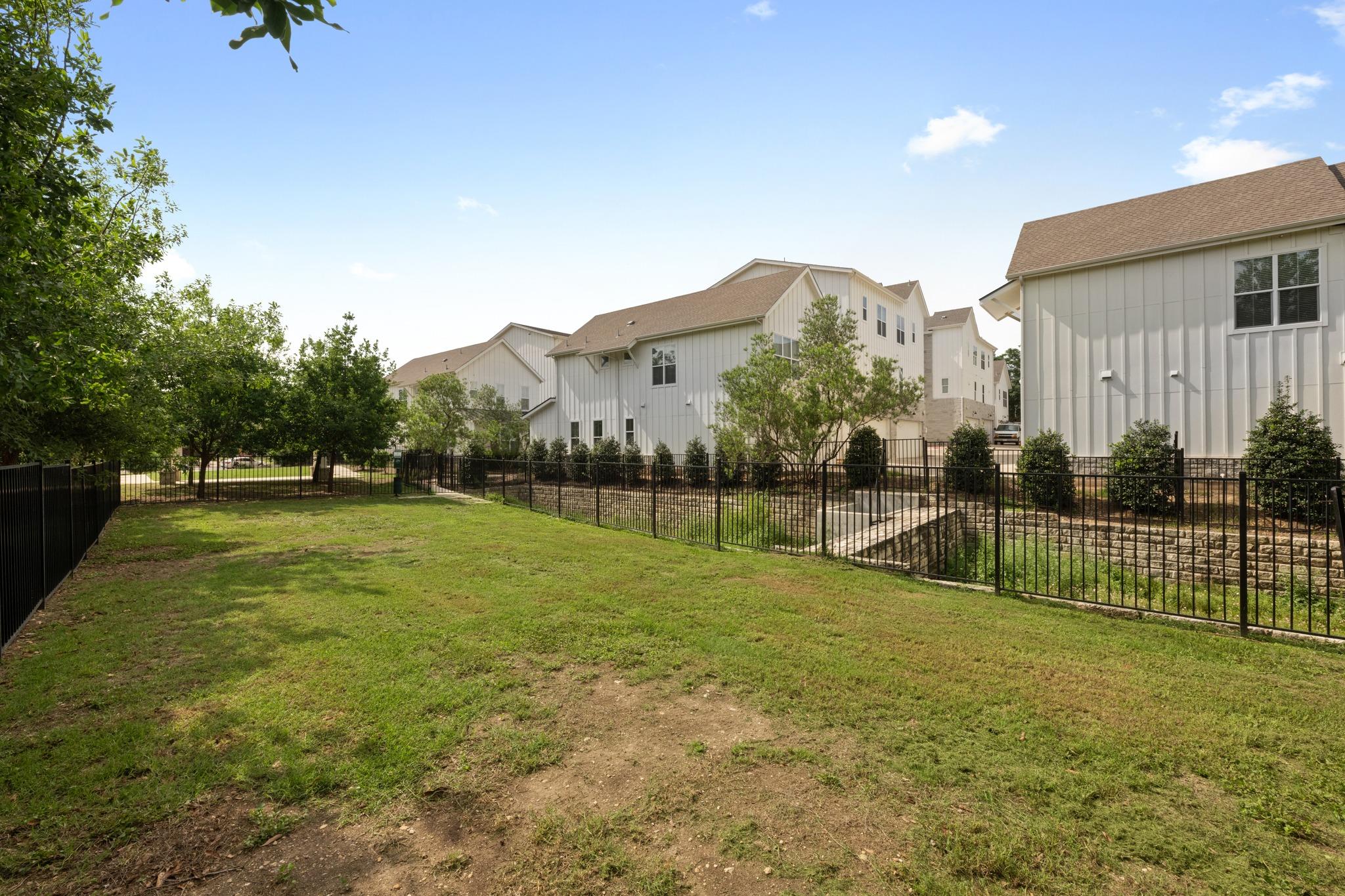 2624 Metcalfe RD # 2