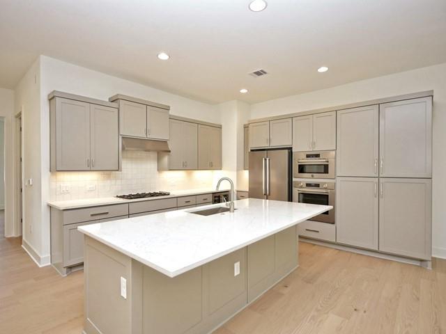 7500 Saint Cecelia ST