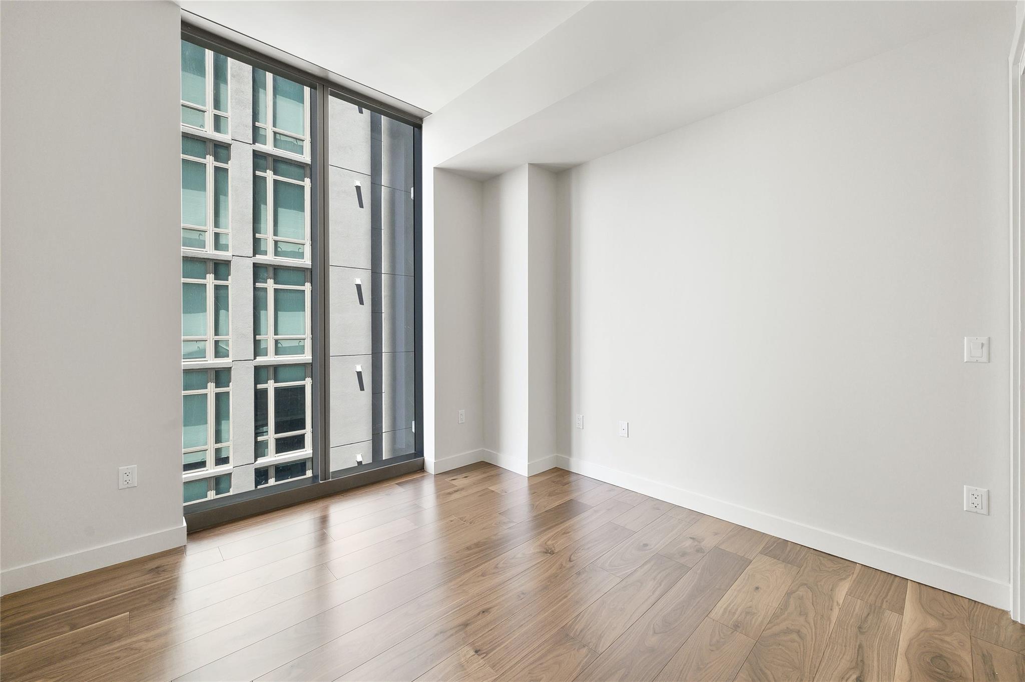 44 East Ave # 1701
