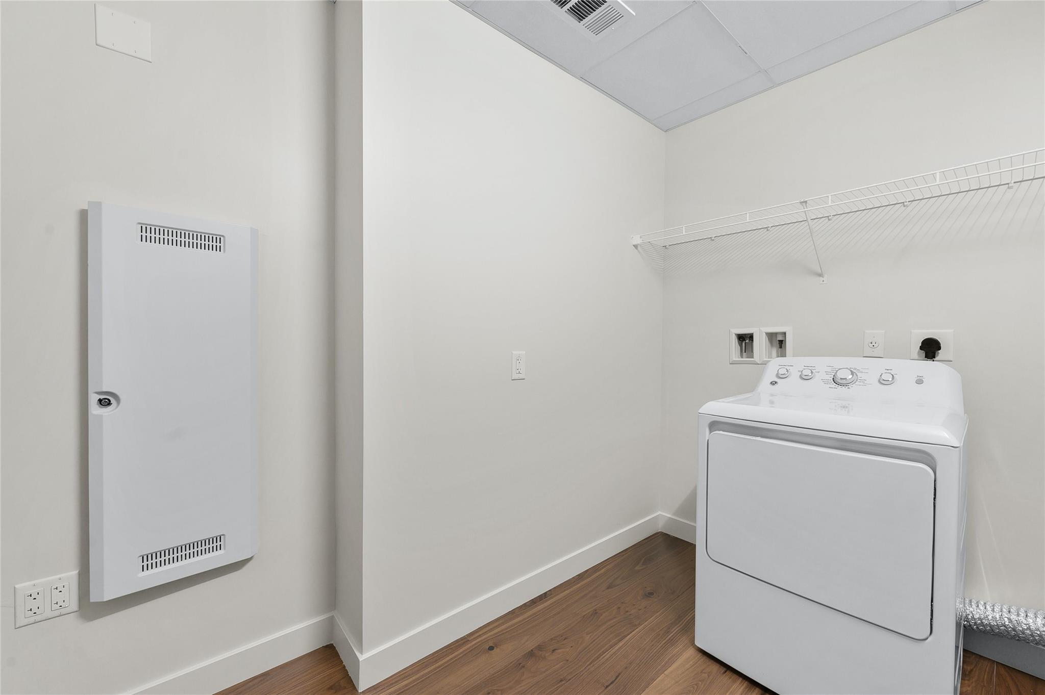 44 East Ave # 1701