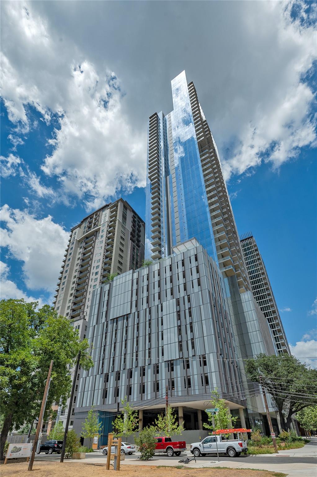 44 East Ave # 1701