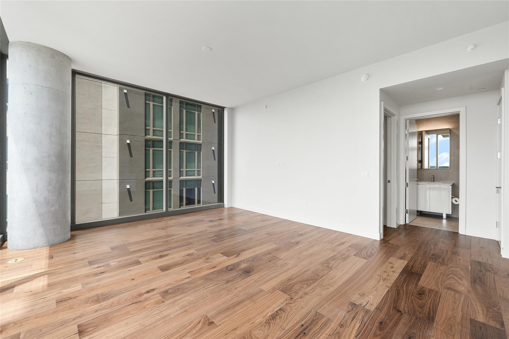 44 East Ave # 1701