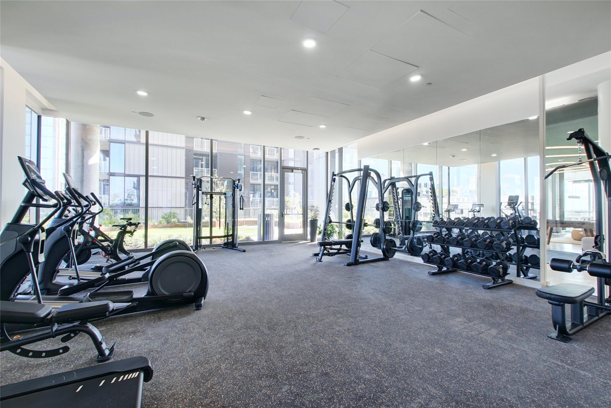 44 East Ave # 1701