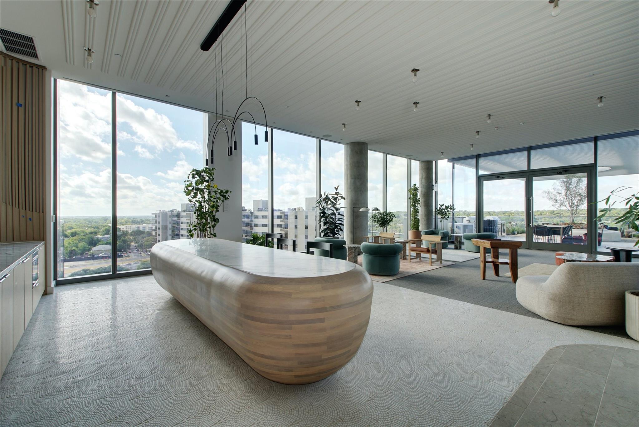 44 East Ave # 1701
