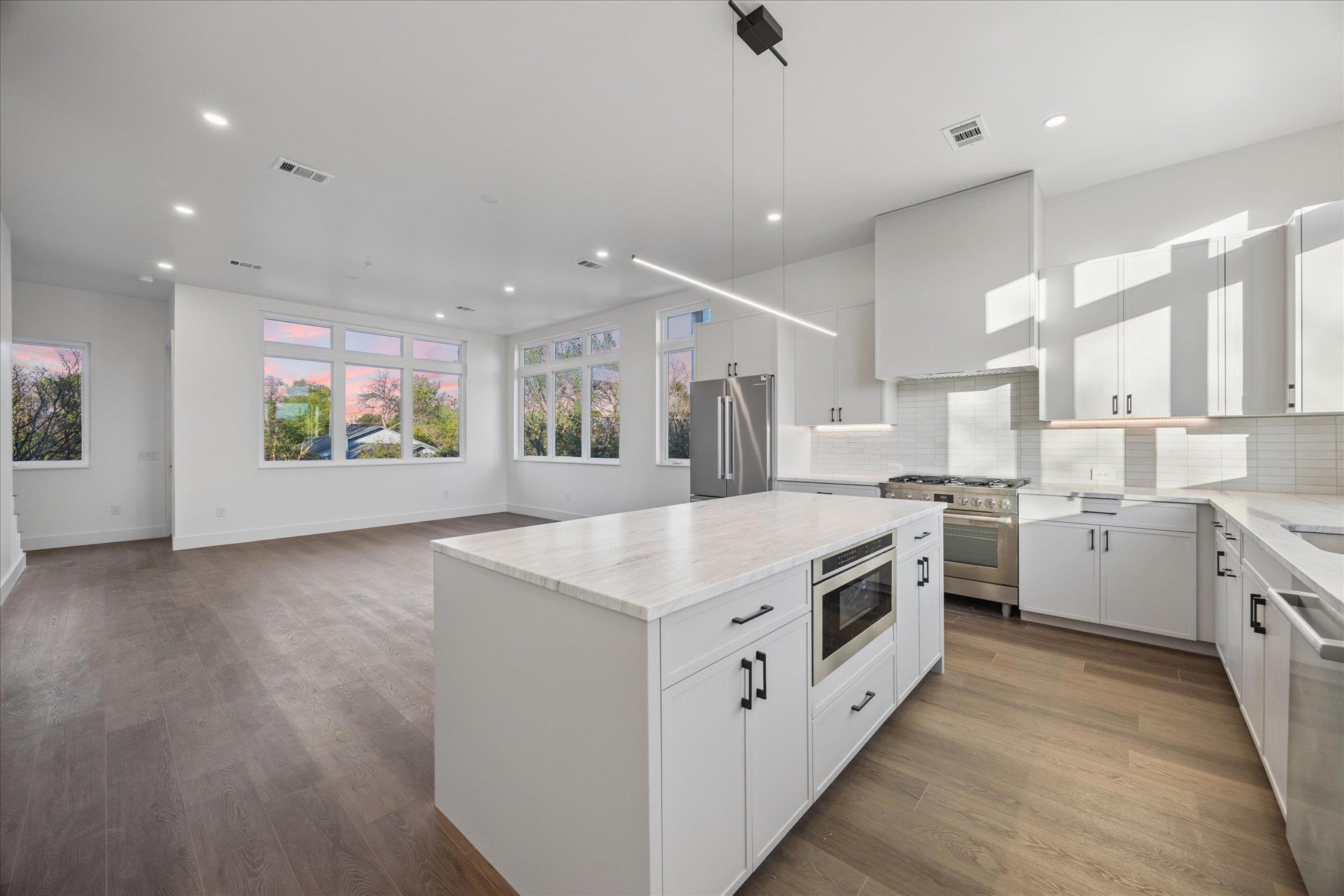 4101 Menchaca RD # 104