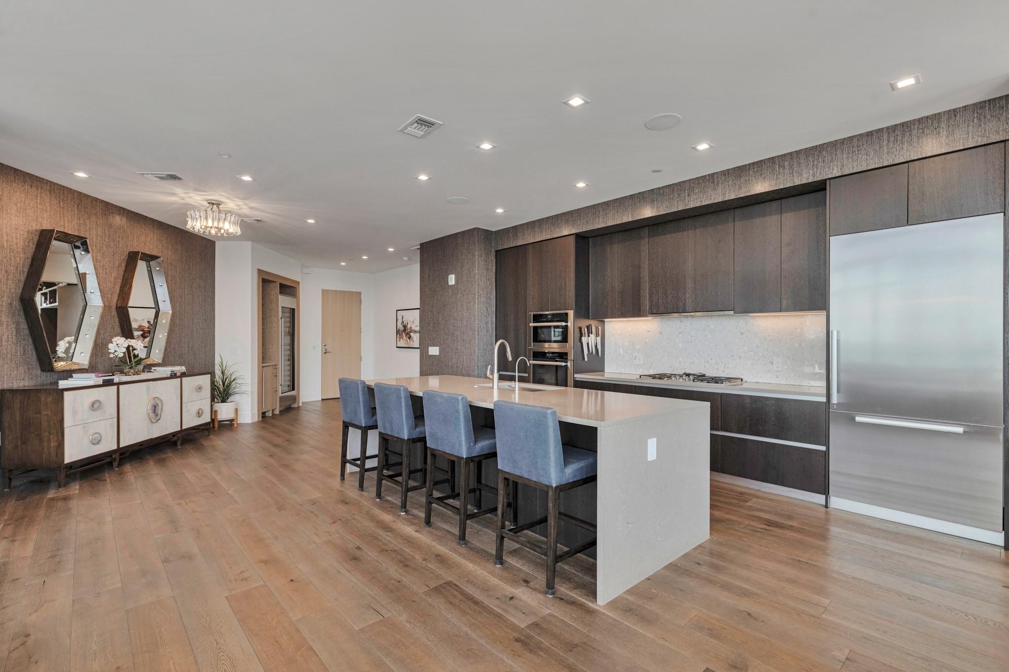 501 West Ave # 3703