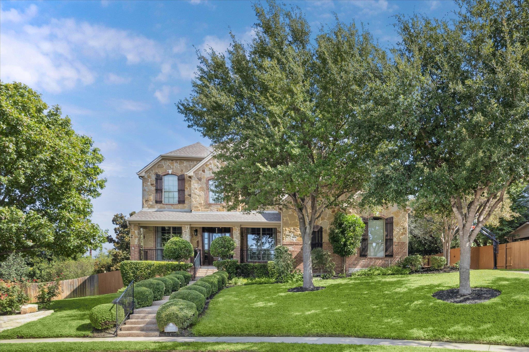 1804 Val Verde DR