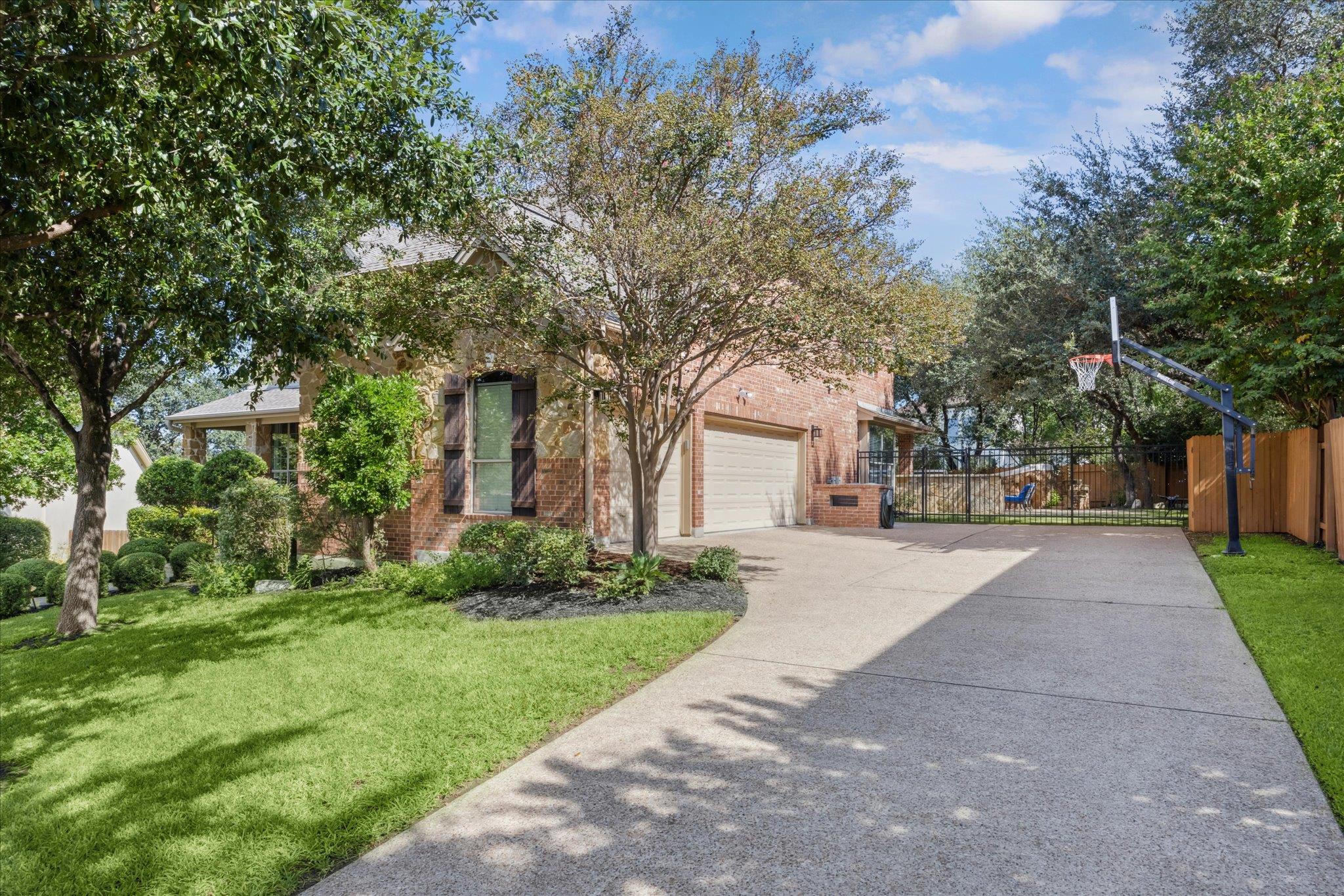 1804 Val Verde DR