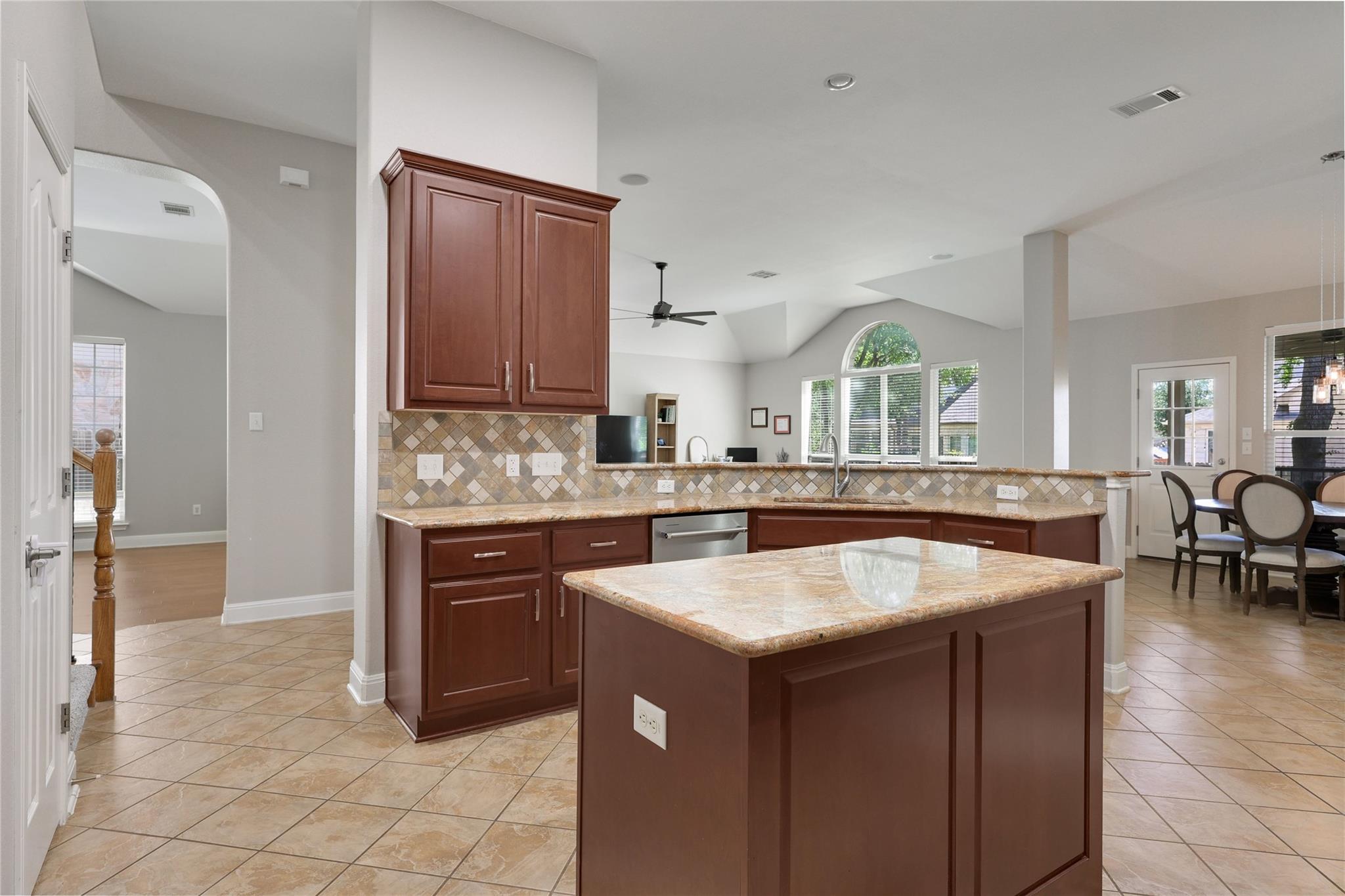 433 Ridgetop BND