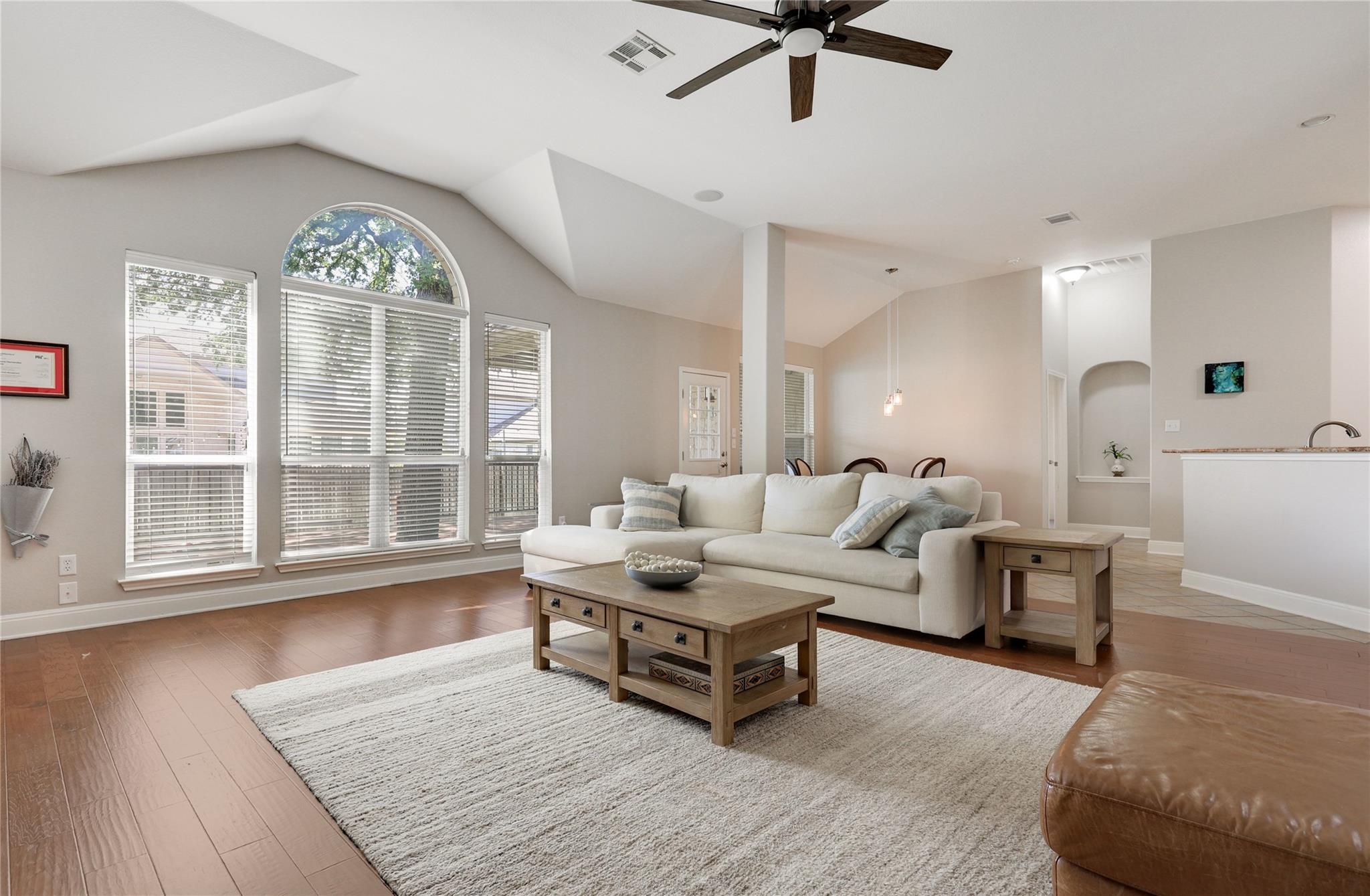 433 Ridgetop BND