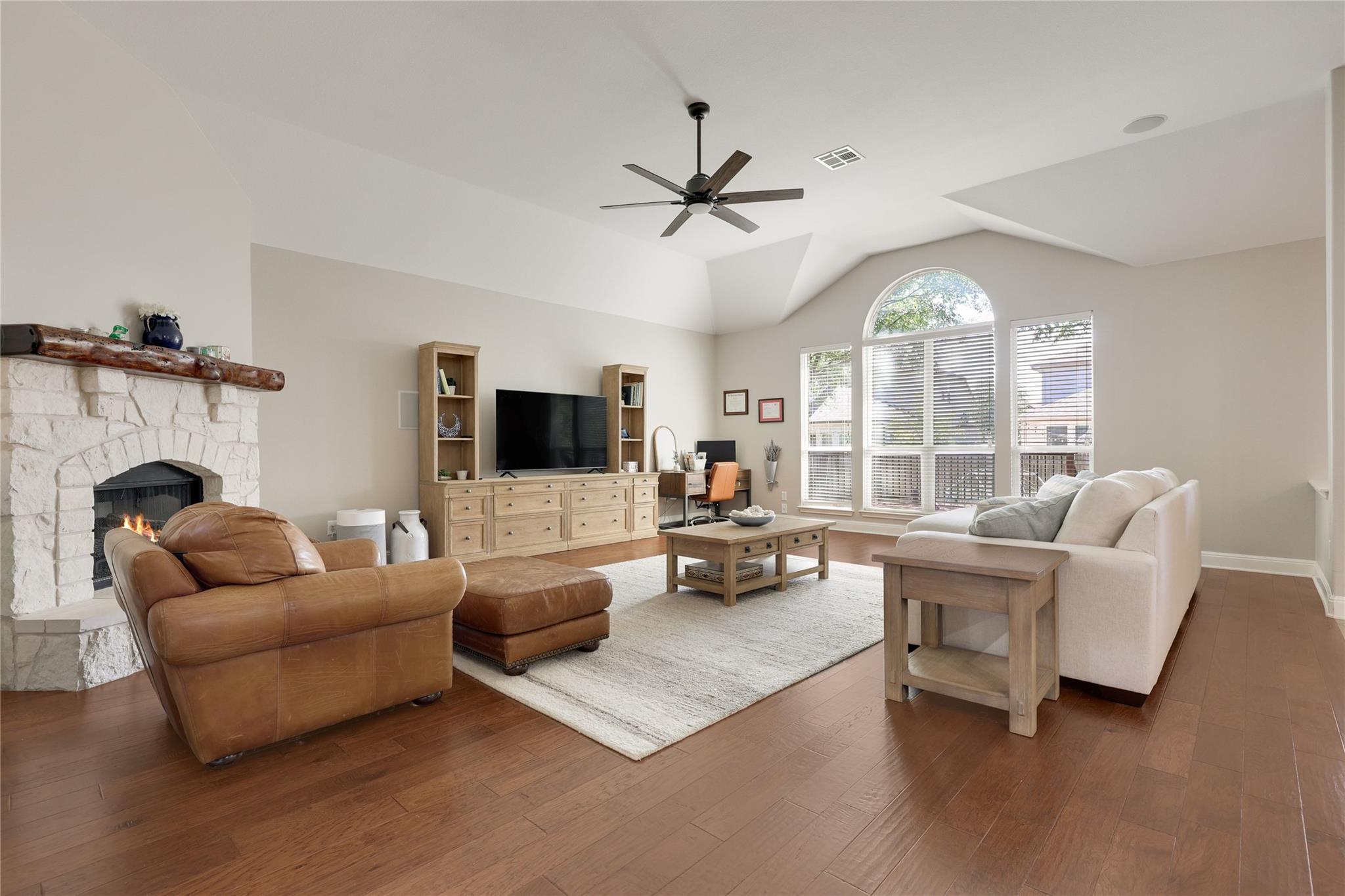 433 Ridgetop BND