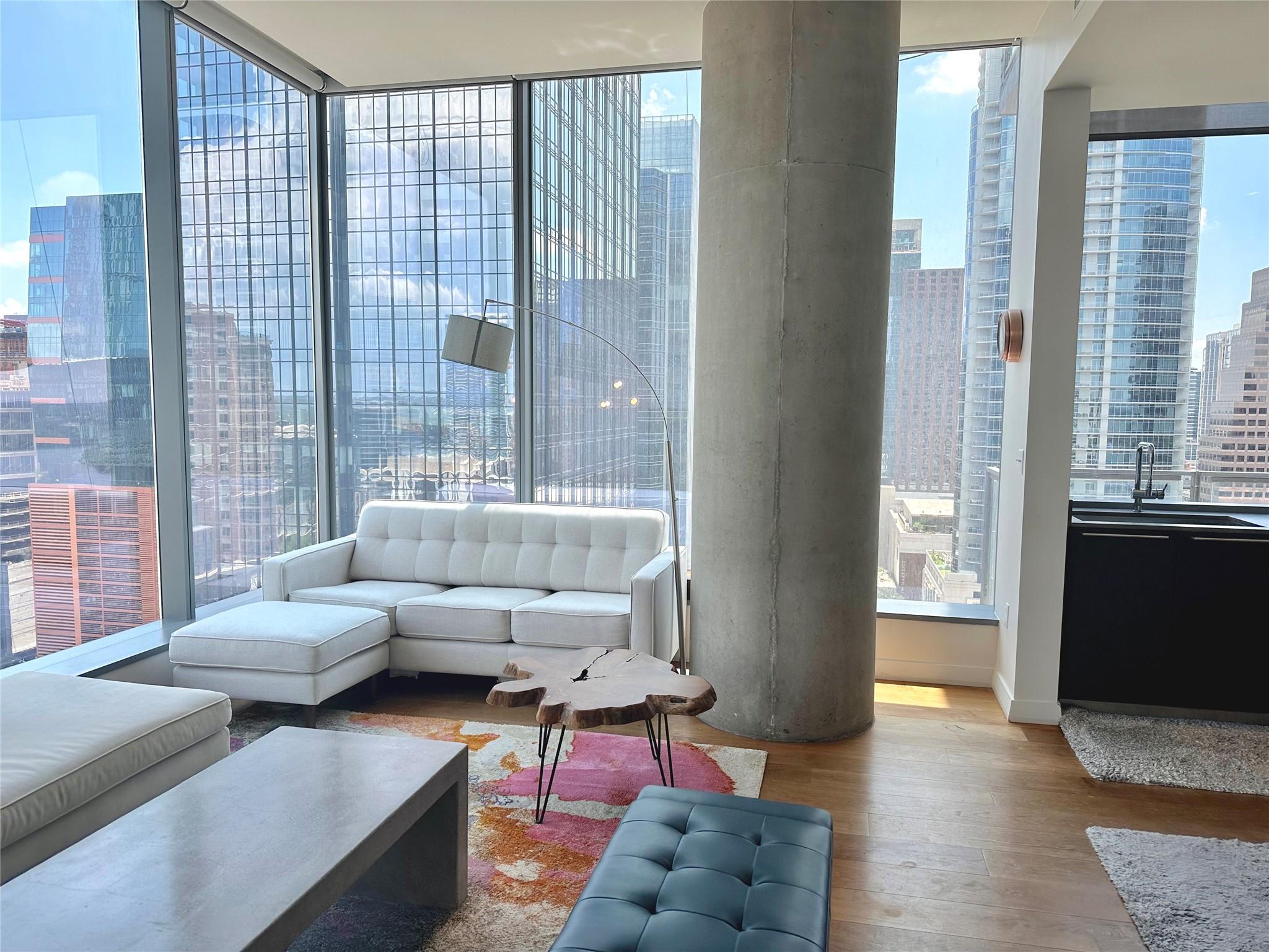 210 Lavaca ST # 2013