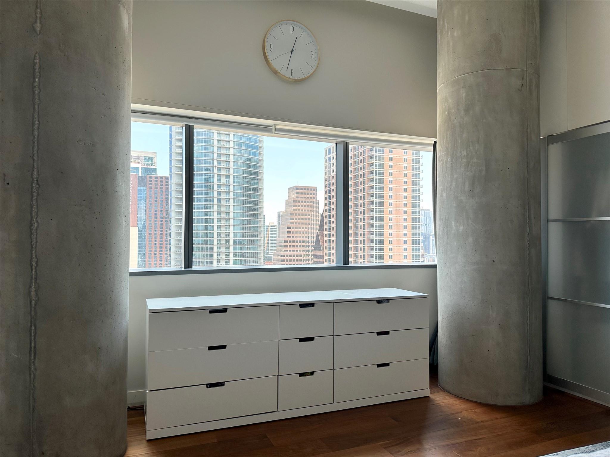 210 Lavaca ST # 2013