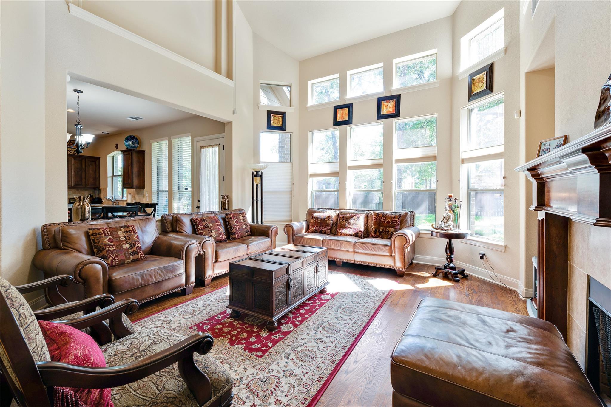3808 Avery Woods LN