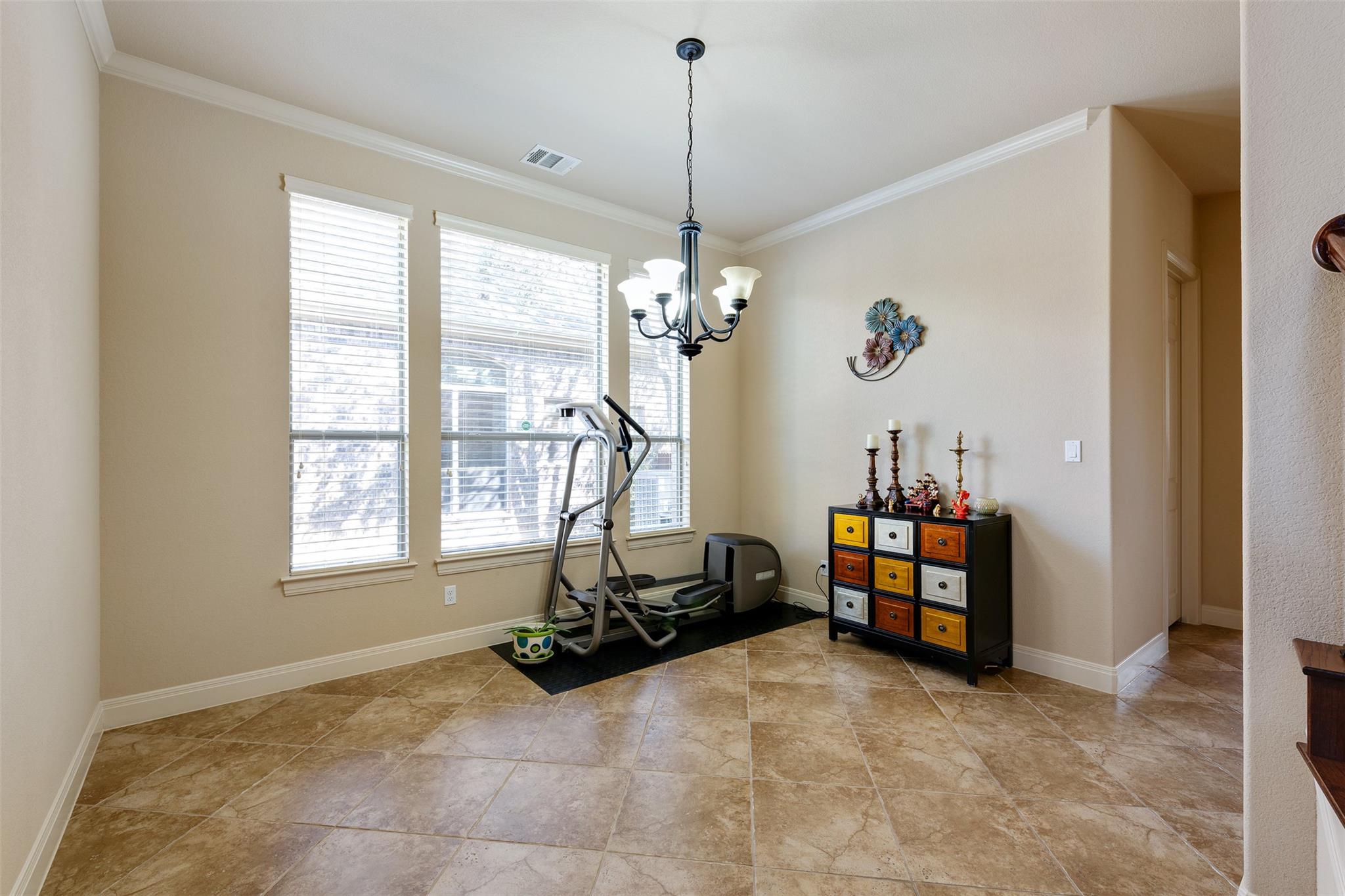 3808 Avery Woods LN