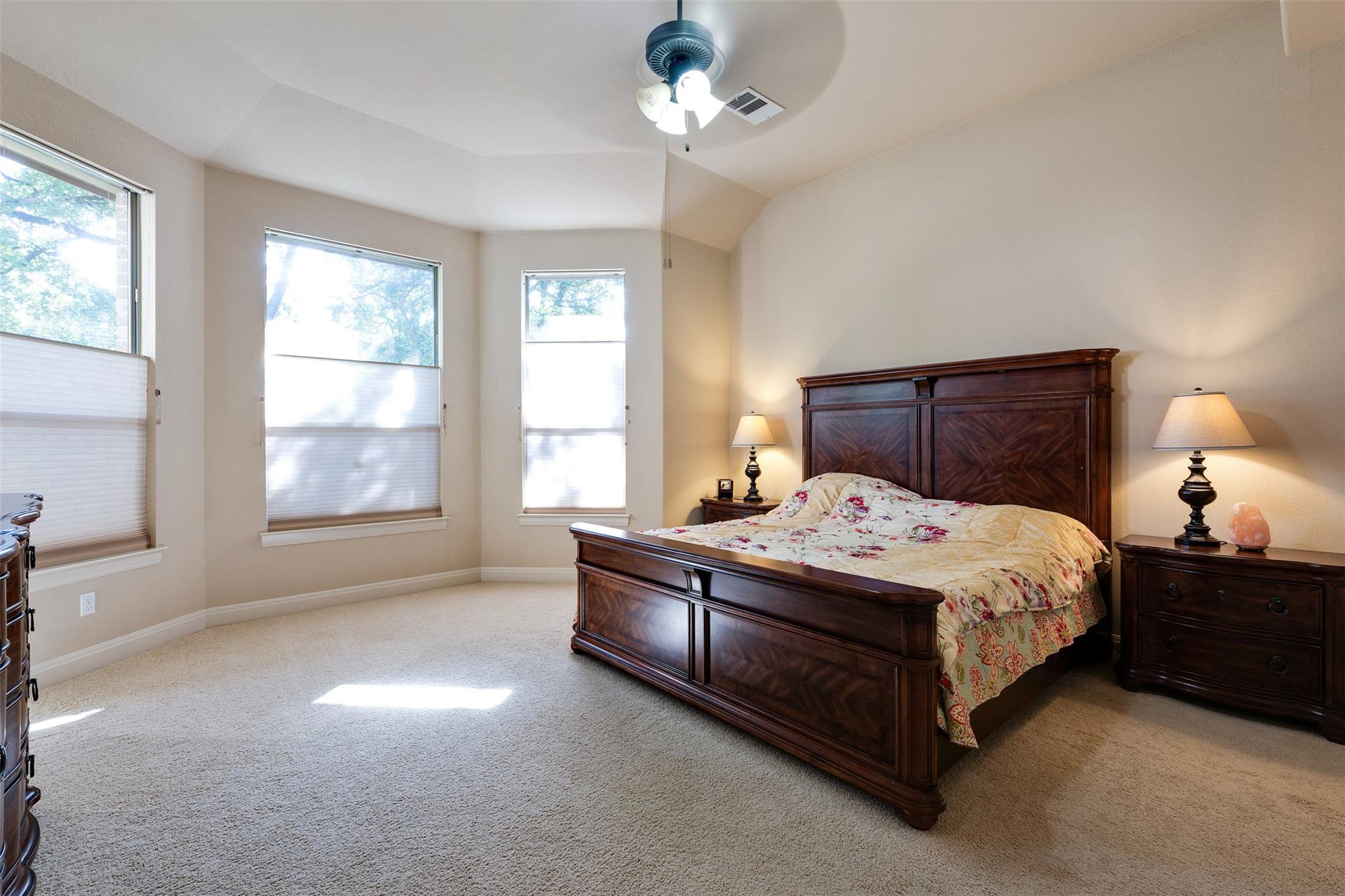 3808 Avery Woods LN