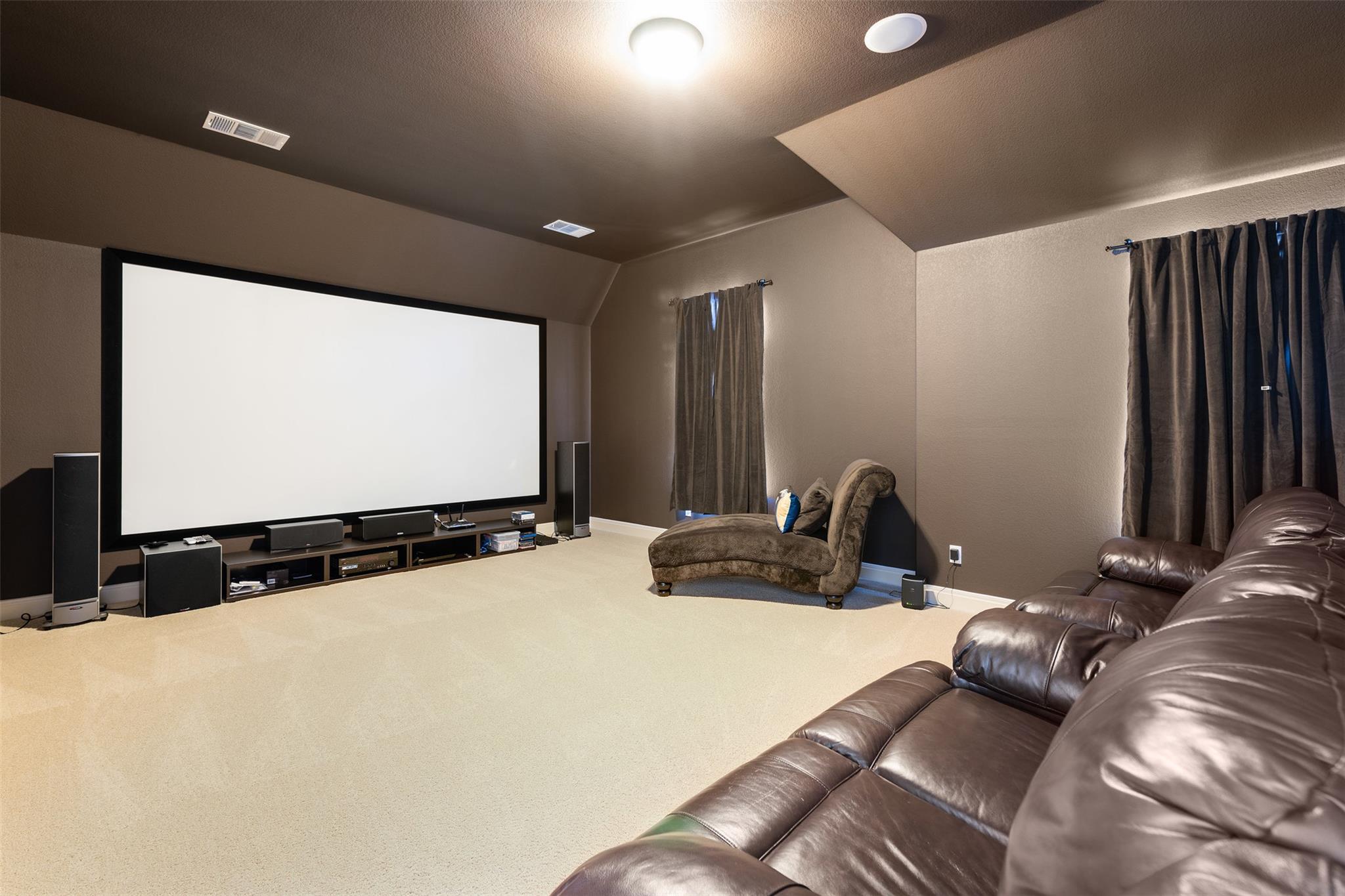 3808 Avery Woods LN