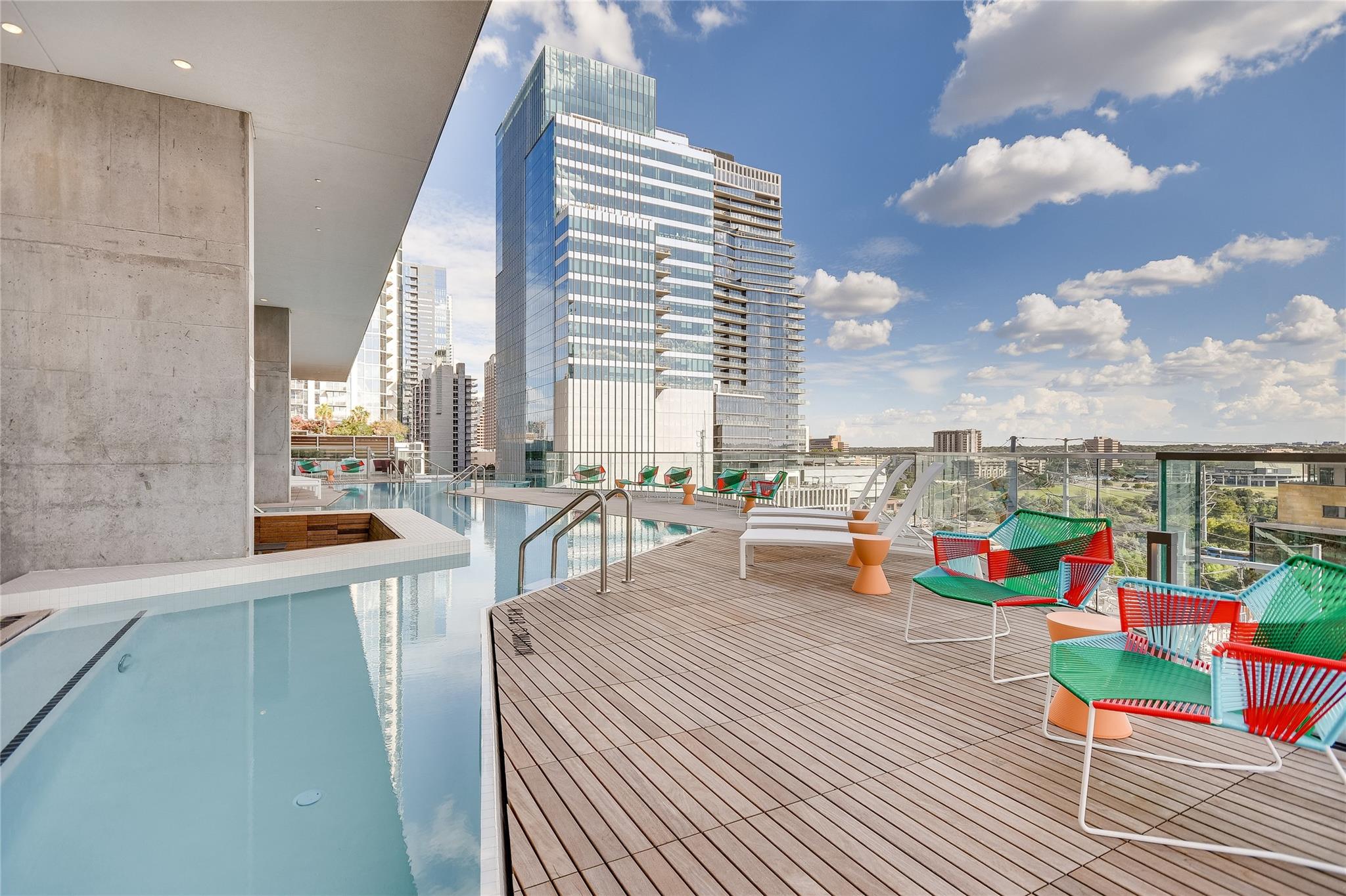 301 West Ave # 3003