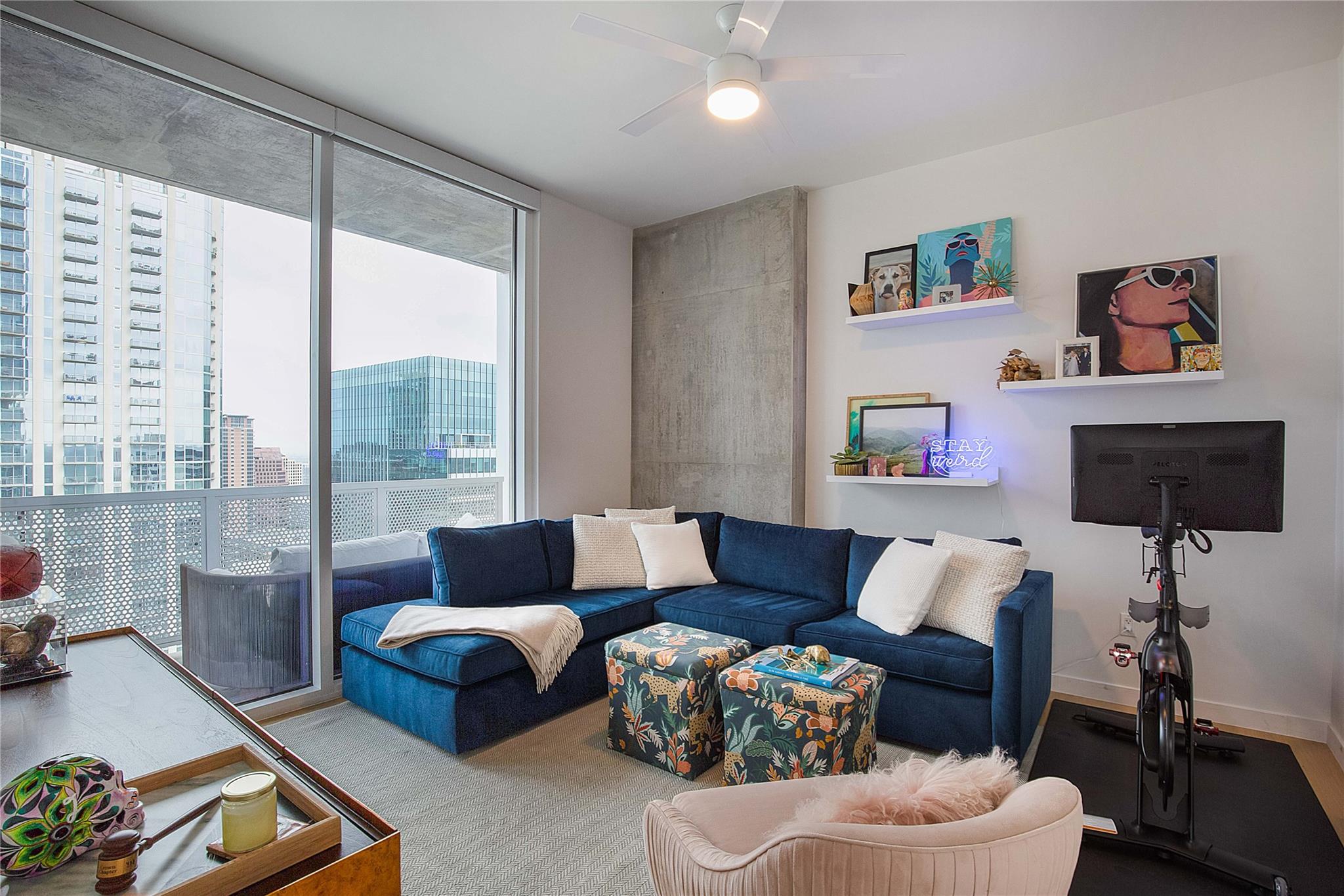 301 West Ave # 3003