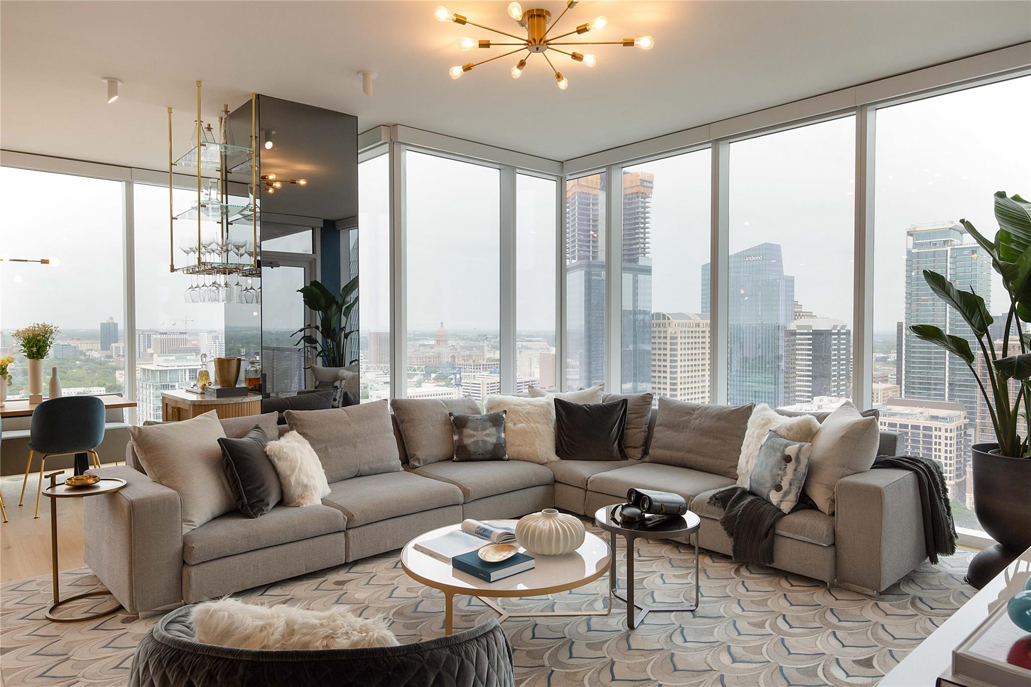 301 West Ave # 3003