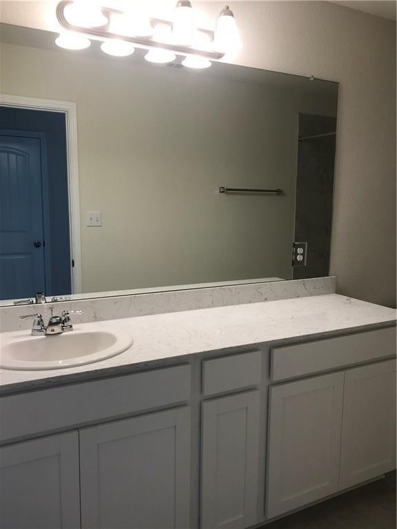 115 Iron Rail RD