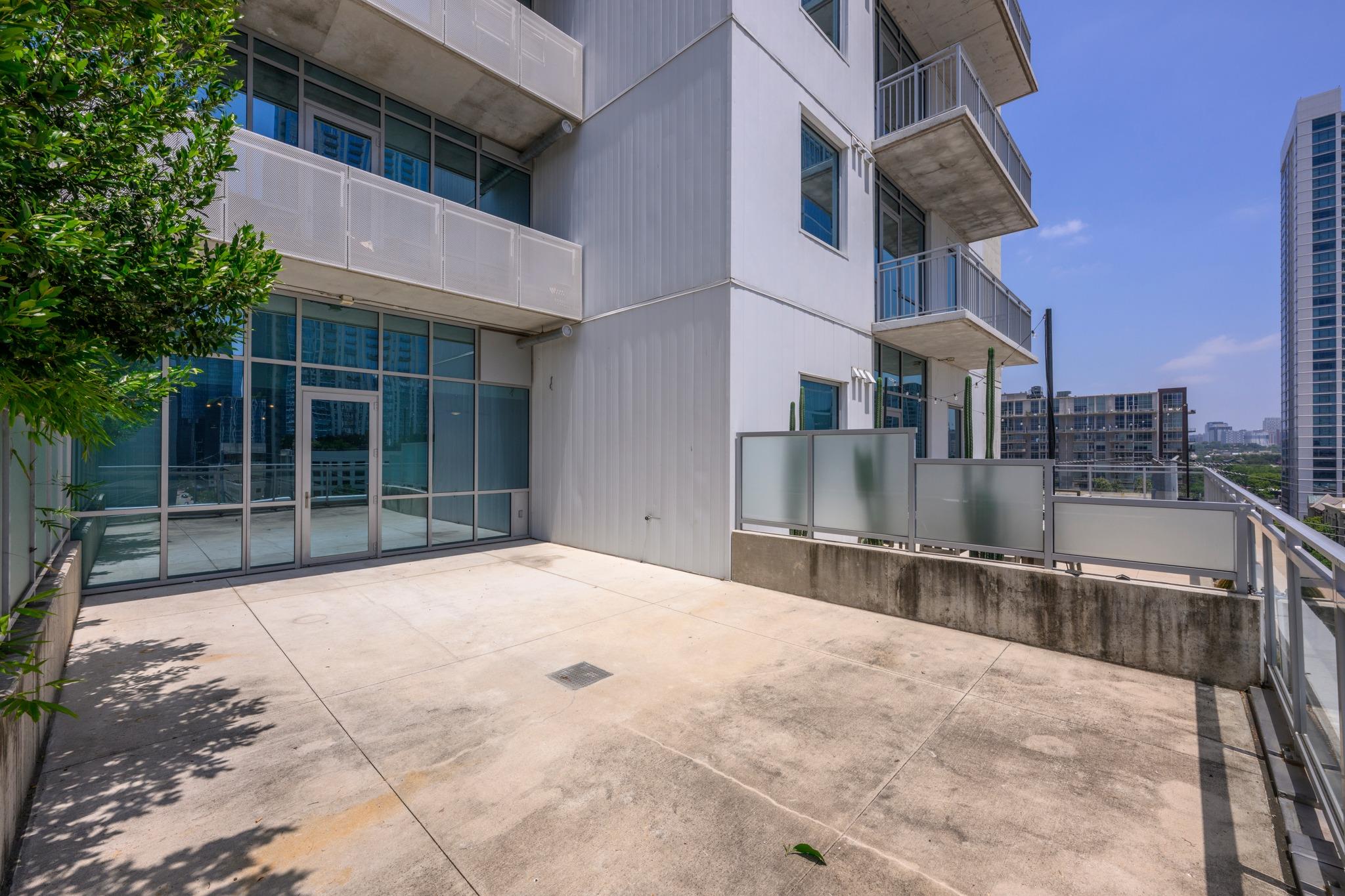 222 West Ave # 1007