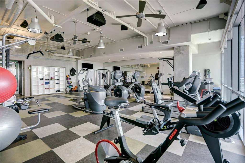 222 West Ave # 1007