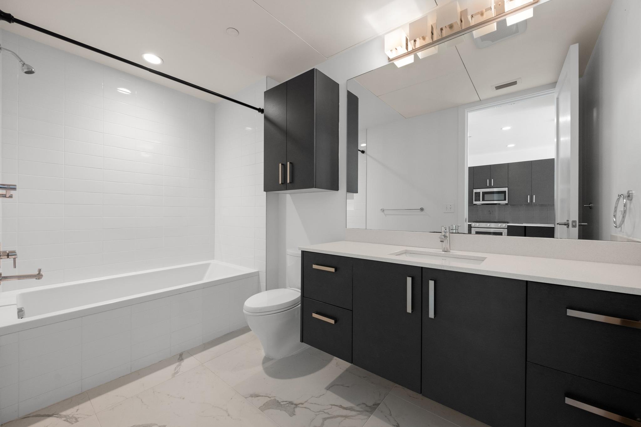 222 West Ave # 1007
