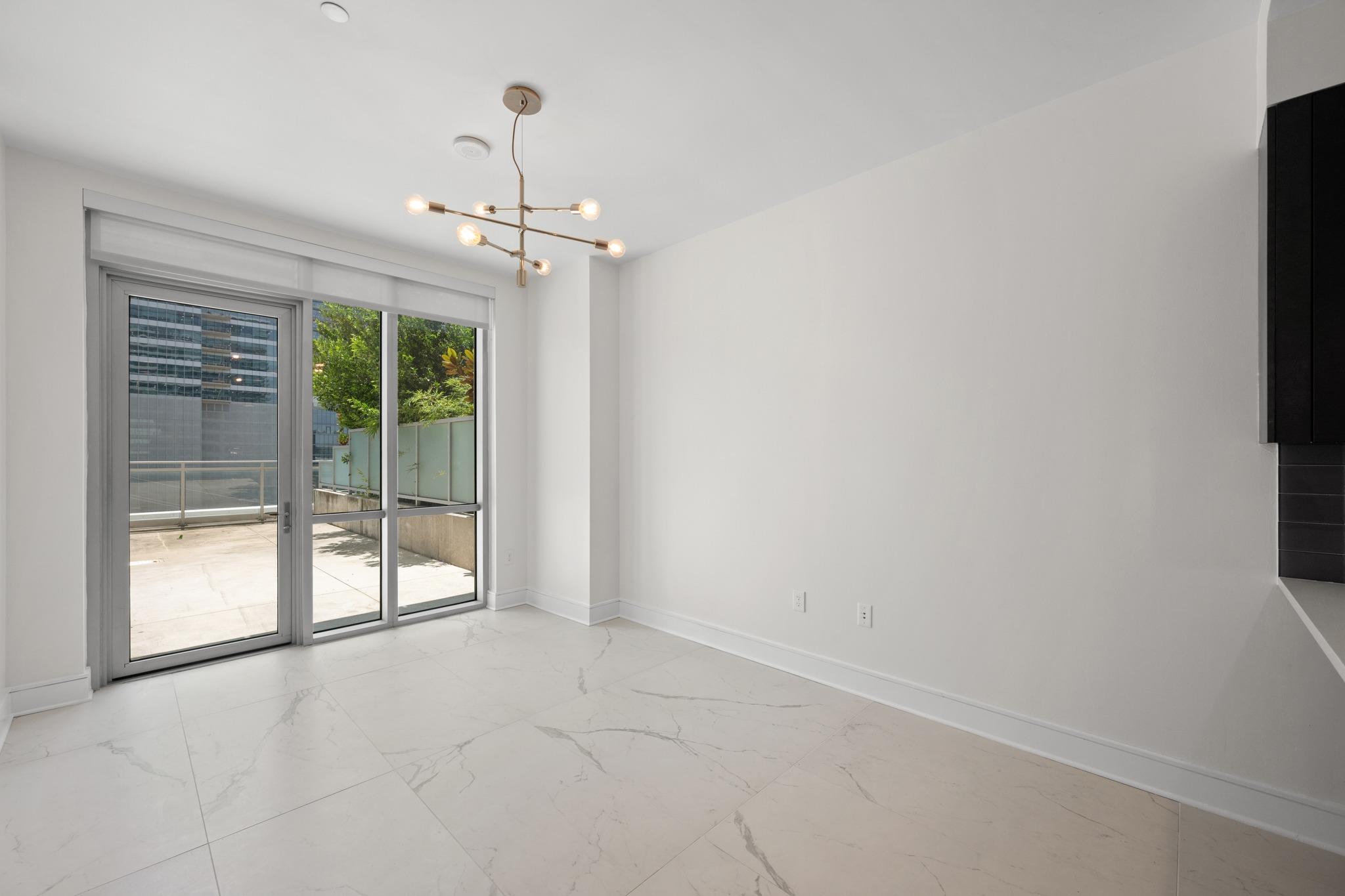 222 West Ave # 1007