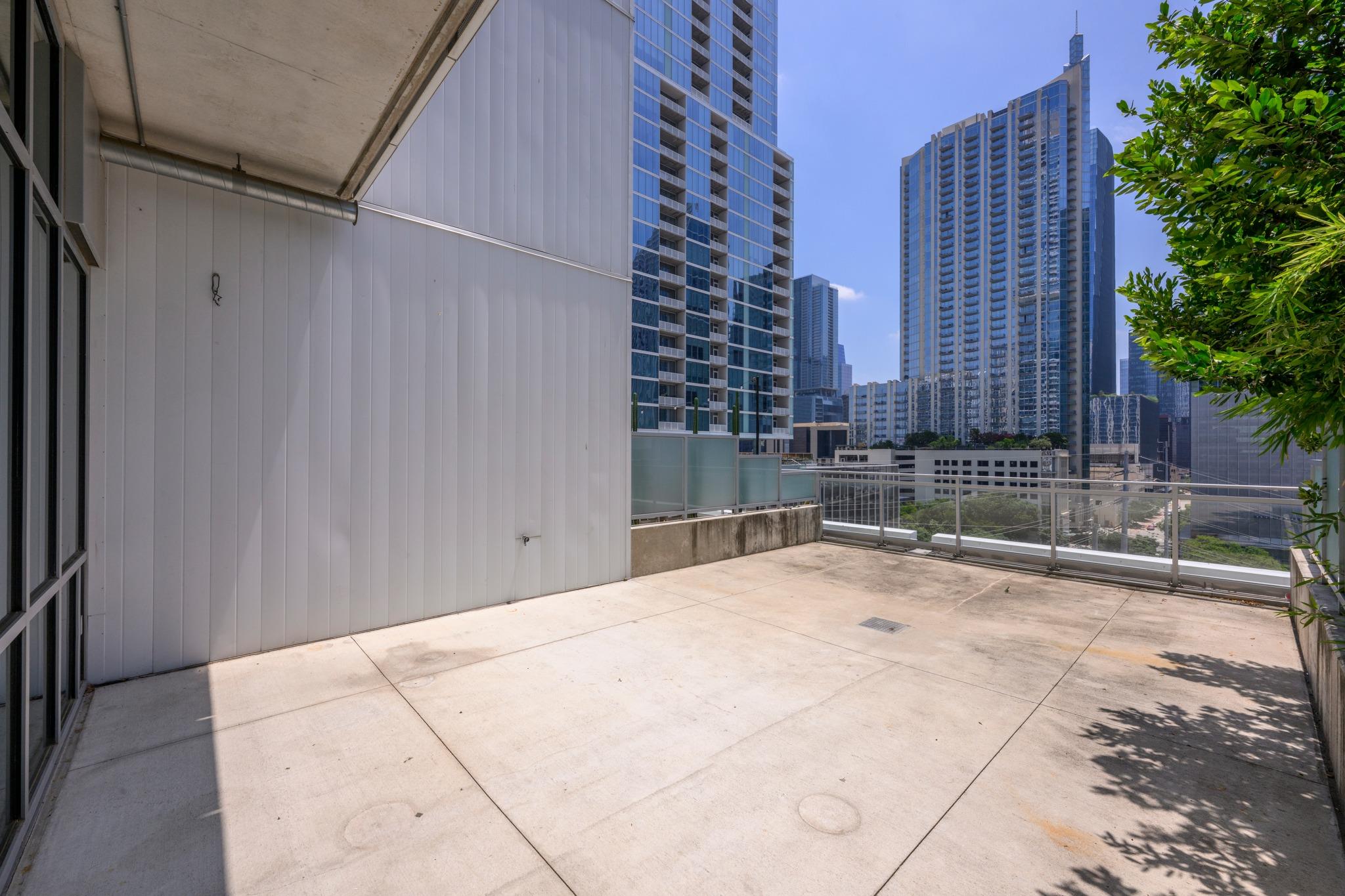 222 West Ave # 1007
