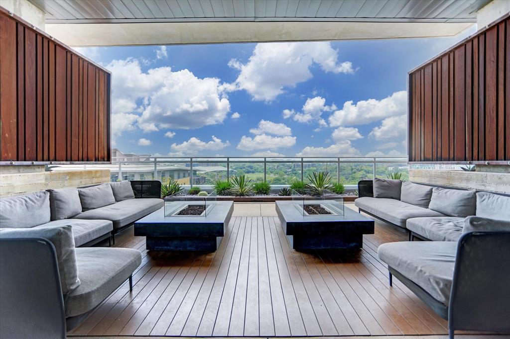 222 West Ave # 1007