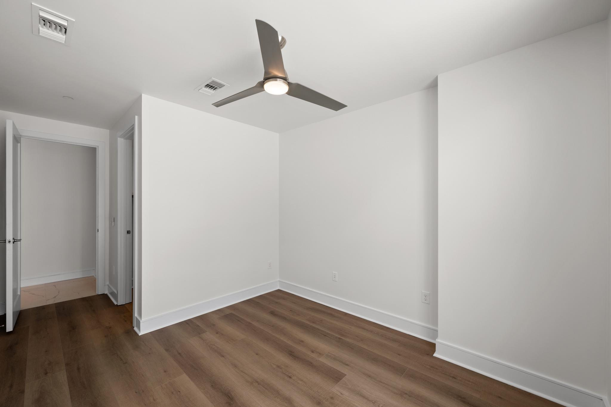 222 West Ave # 1007