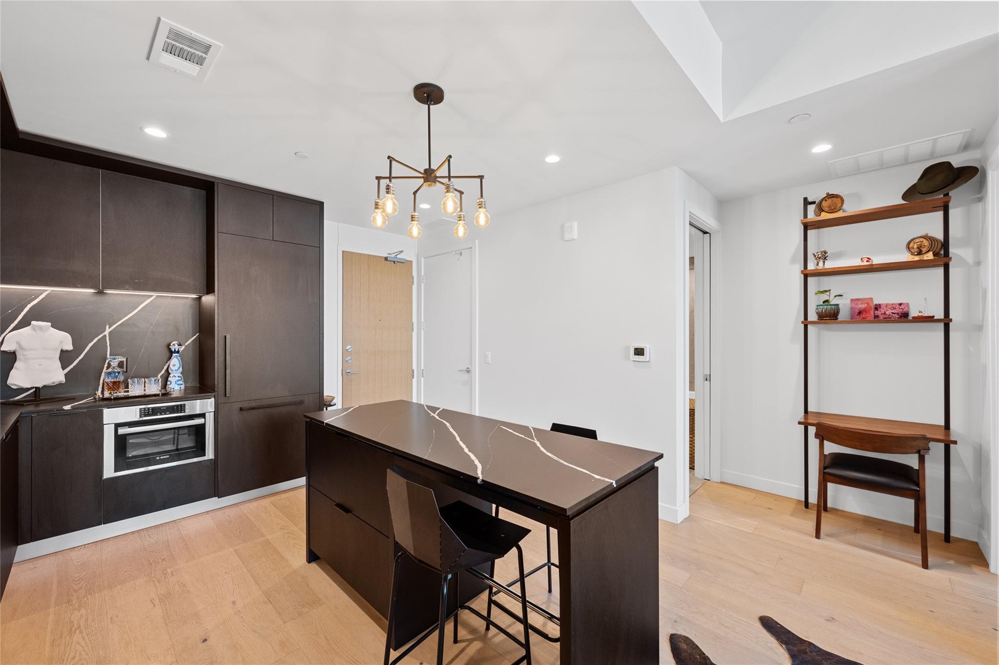 44 East Ave # 1404