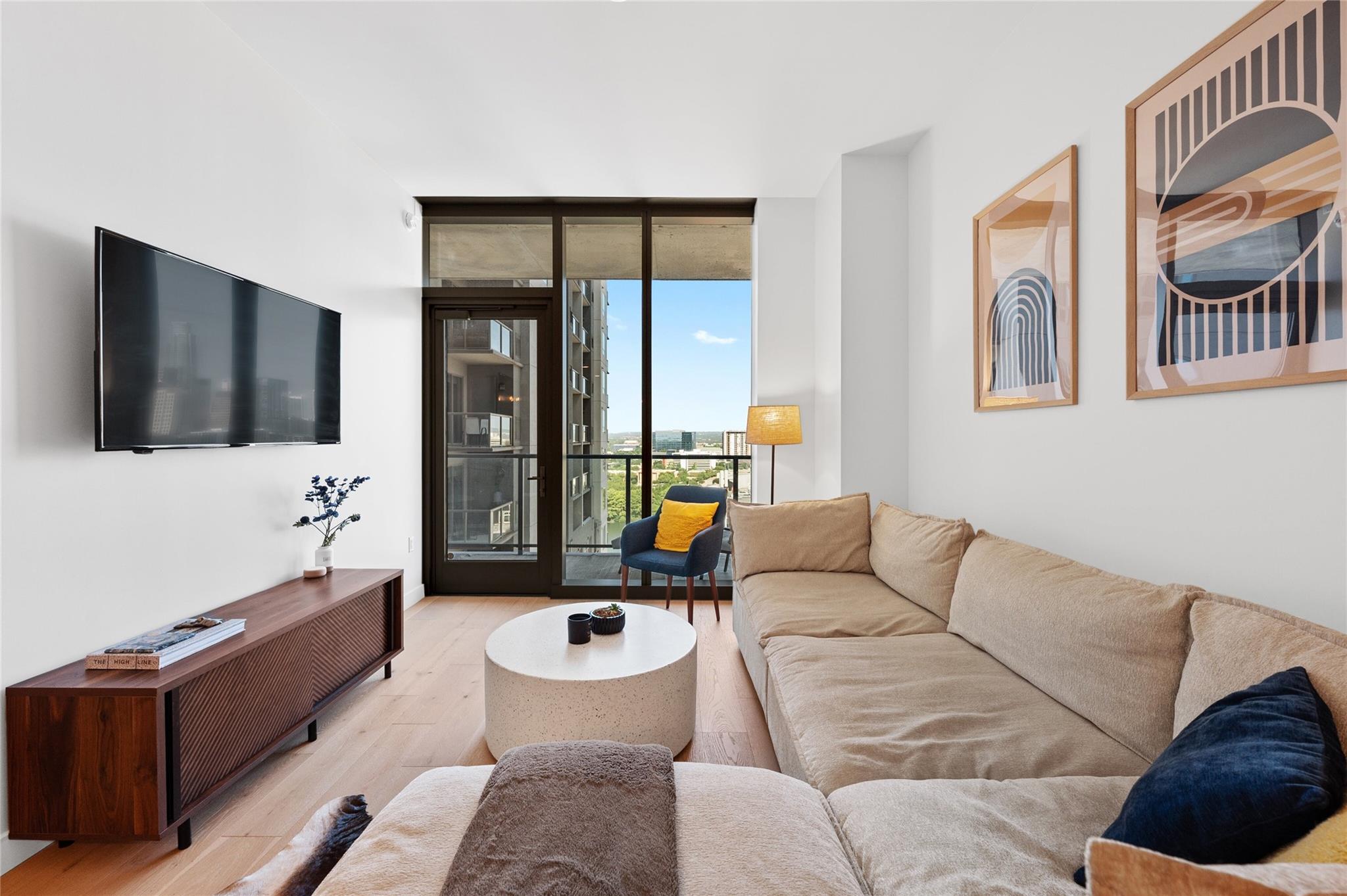 44 East Ave # 1404