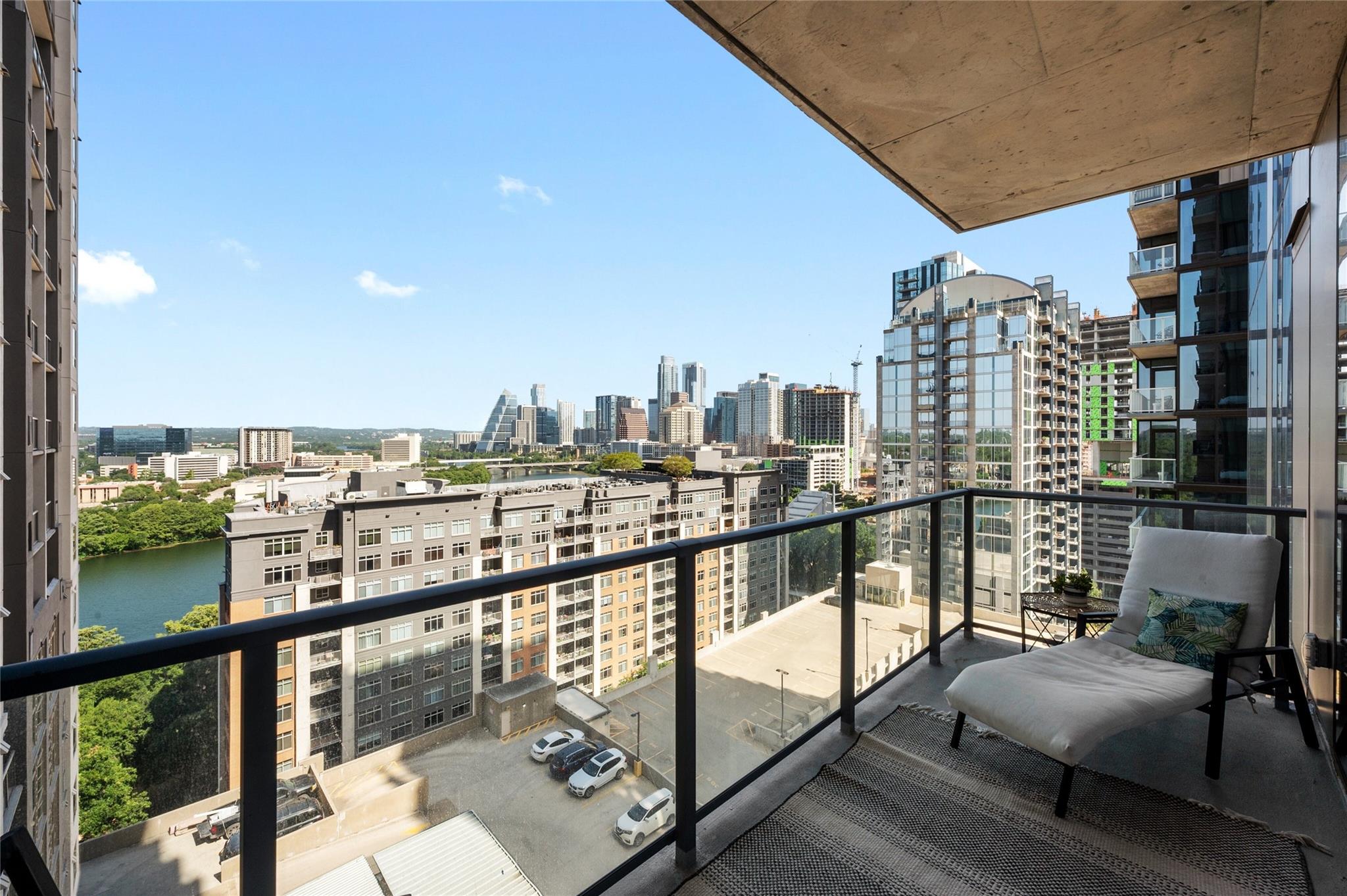 44 East Ave # 1404