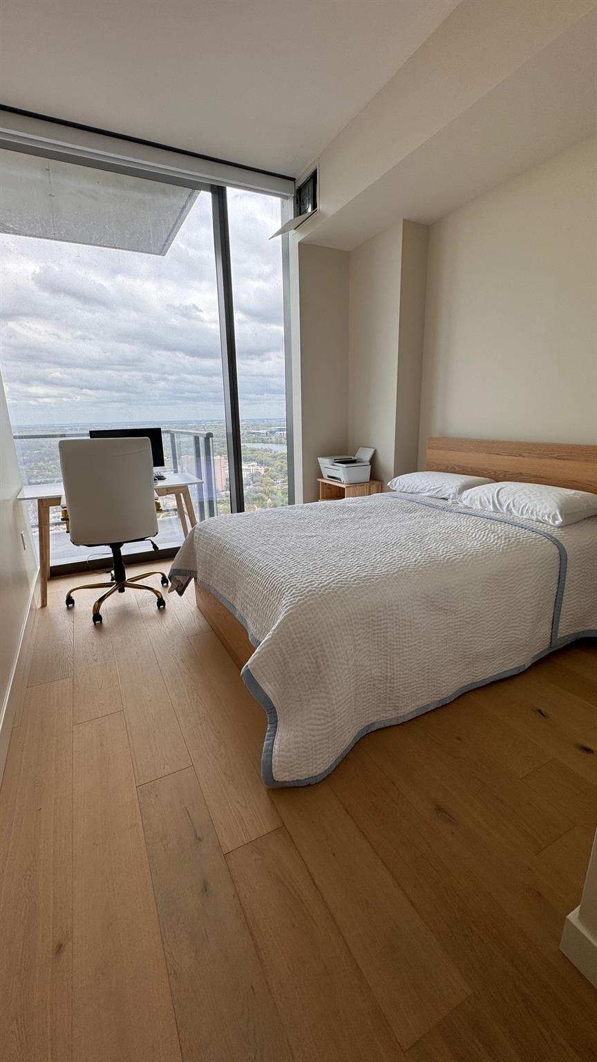 44 East Ave # 2808