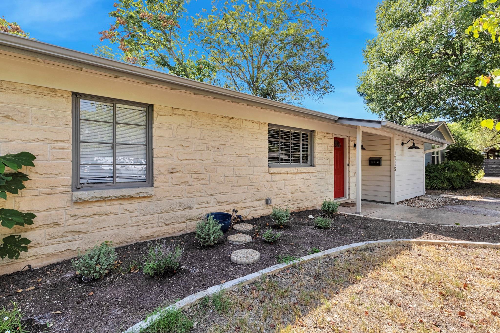 1715 W Saint Johns Ave