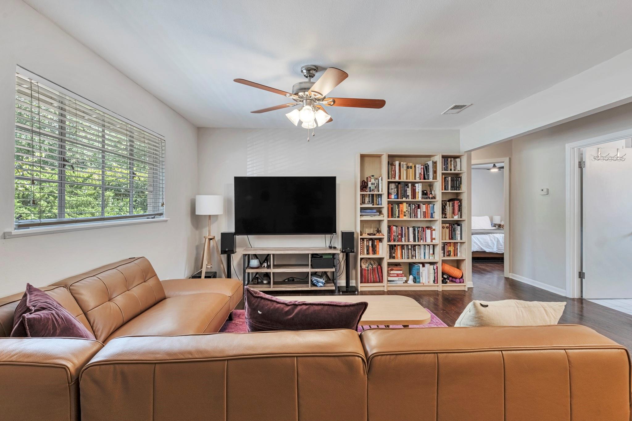 1715 W Saint Johns Ave