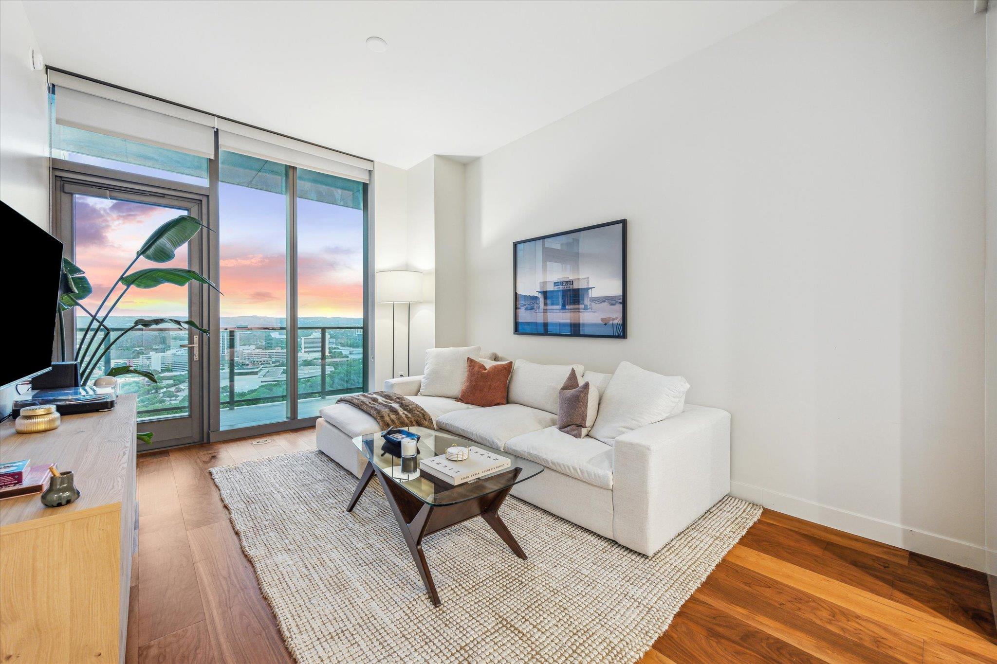 44 East Ave # 2304