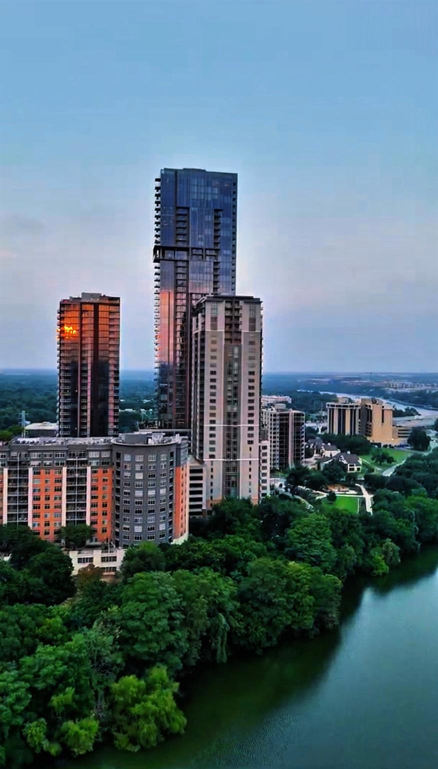 44 East Ave # 2304