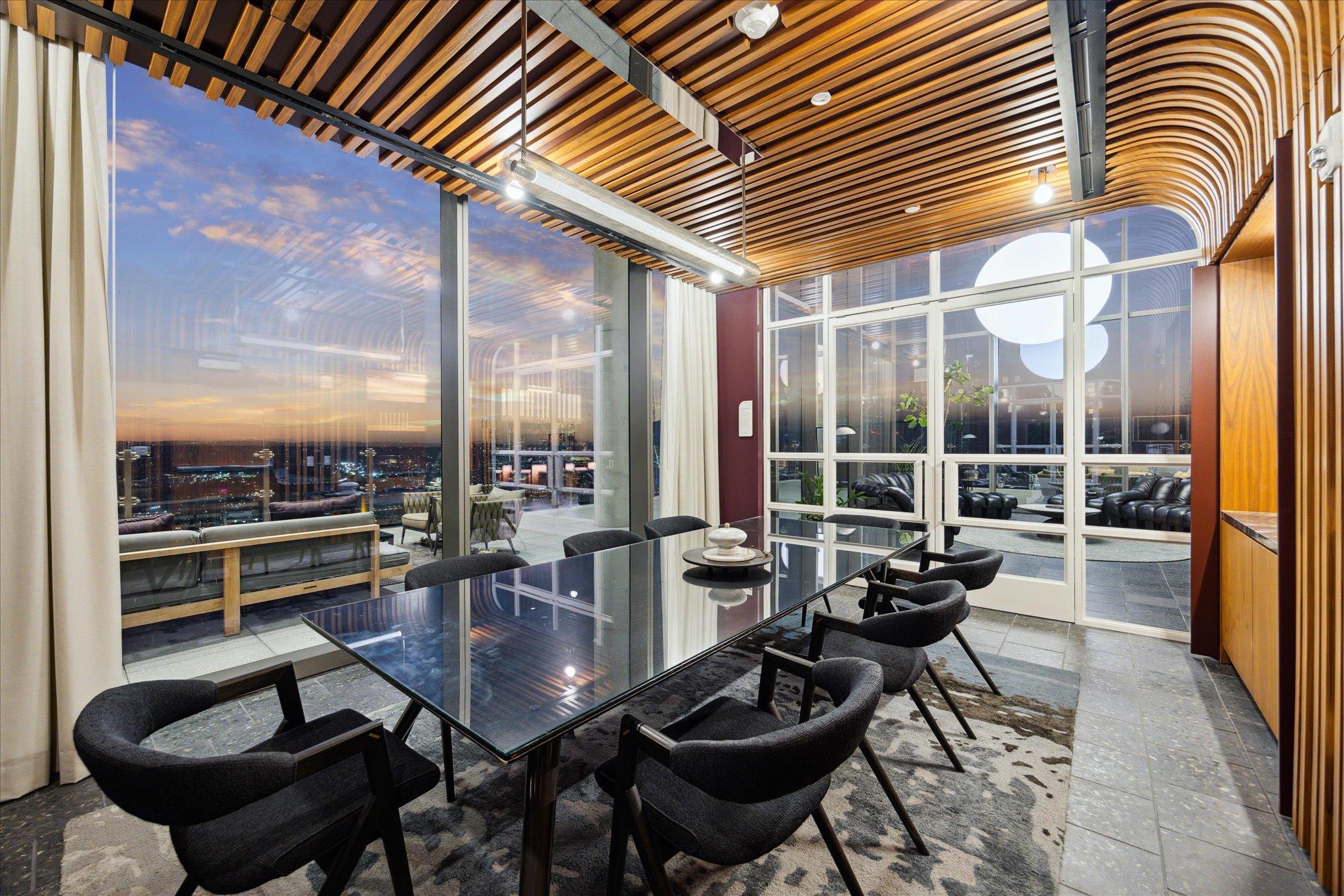 44 East Ave # 2304