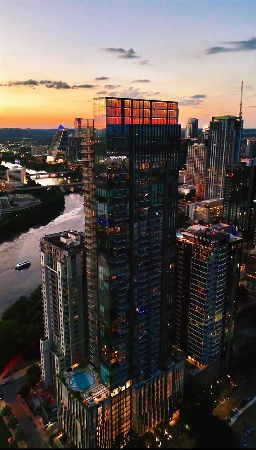 44 East Ave # 2304