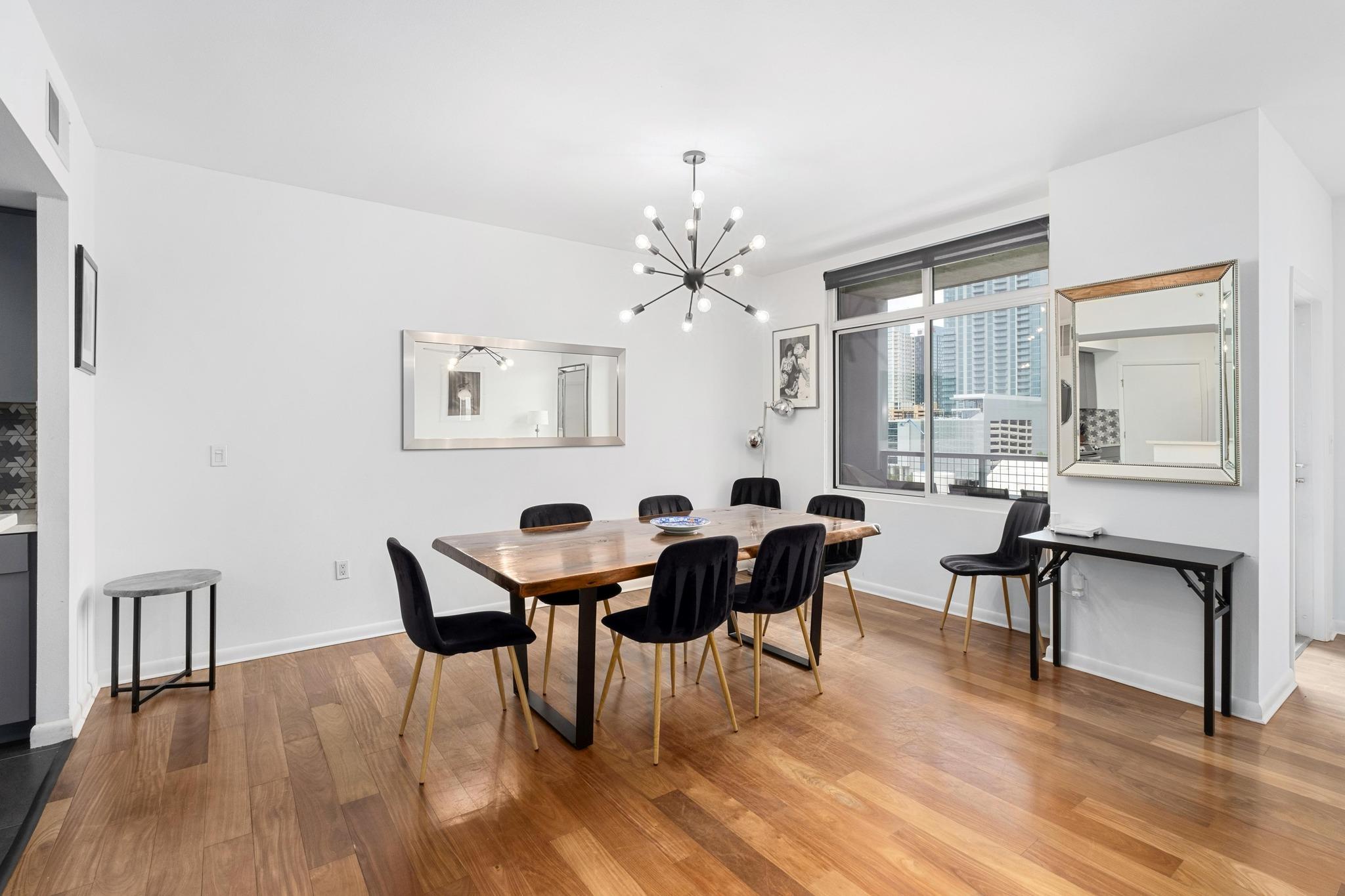 54 Rainey ST # 1018