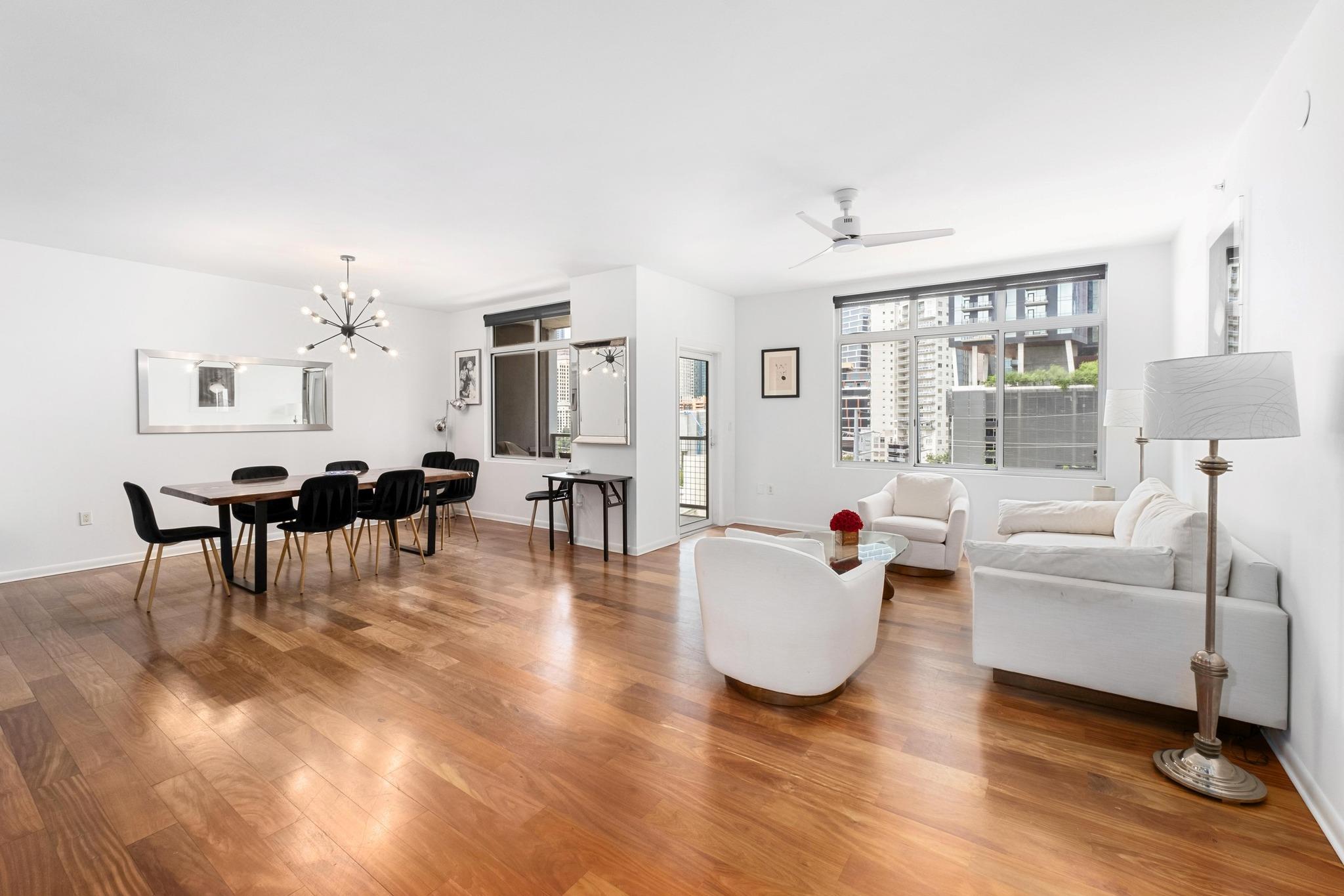 54 Rainey ST # 1018