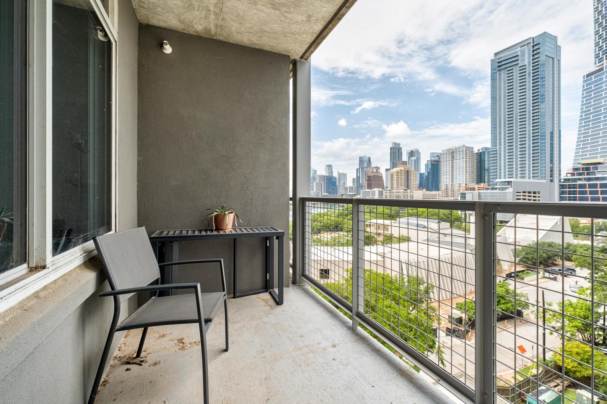 54 Rainey ST # 1018