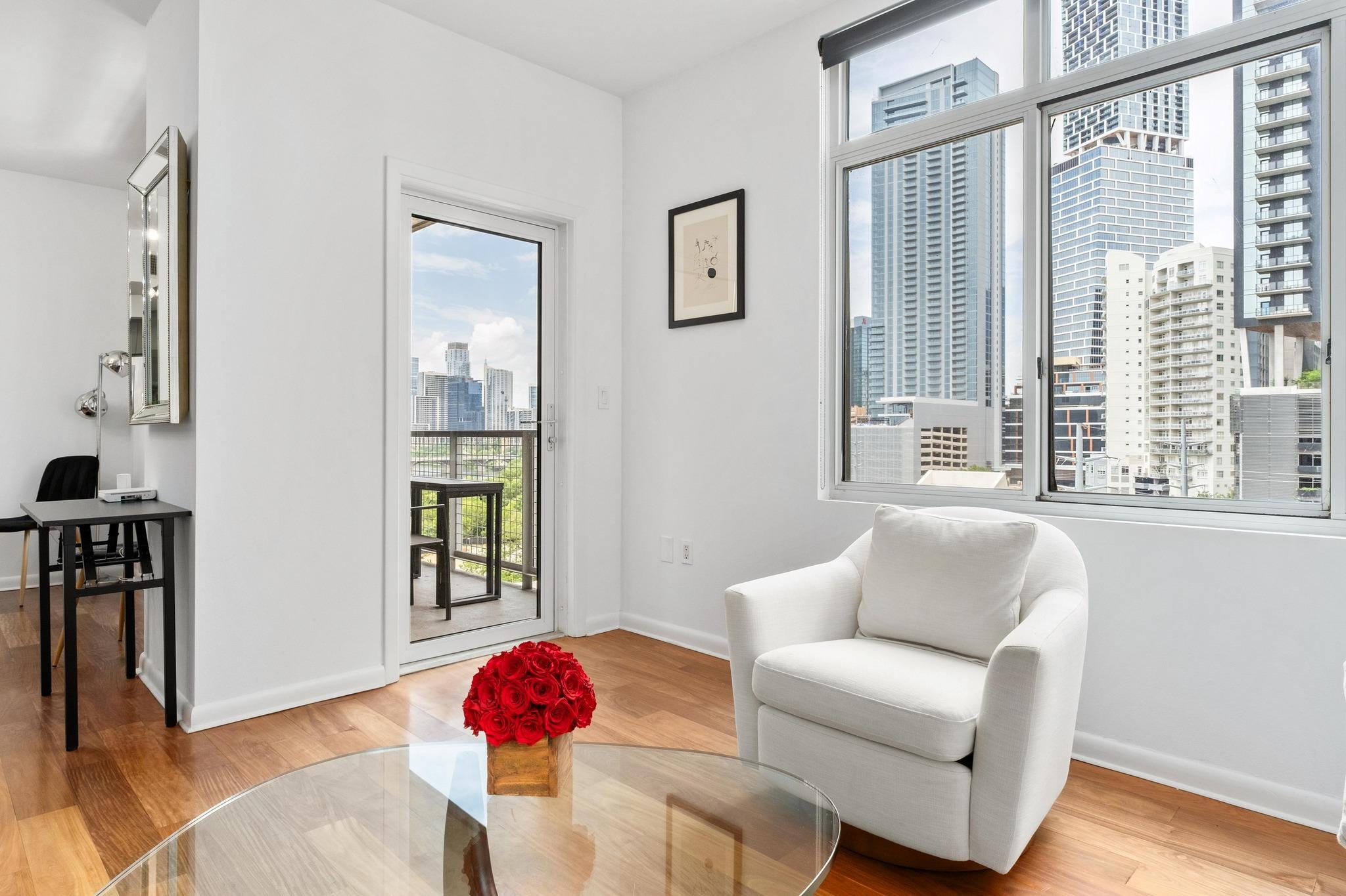 54 Rainey ST # 1018