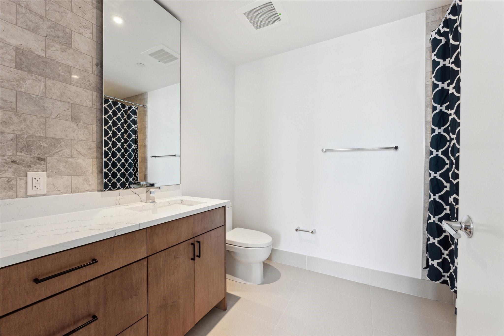 301 West Ave # 4005
