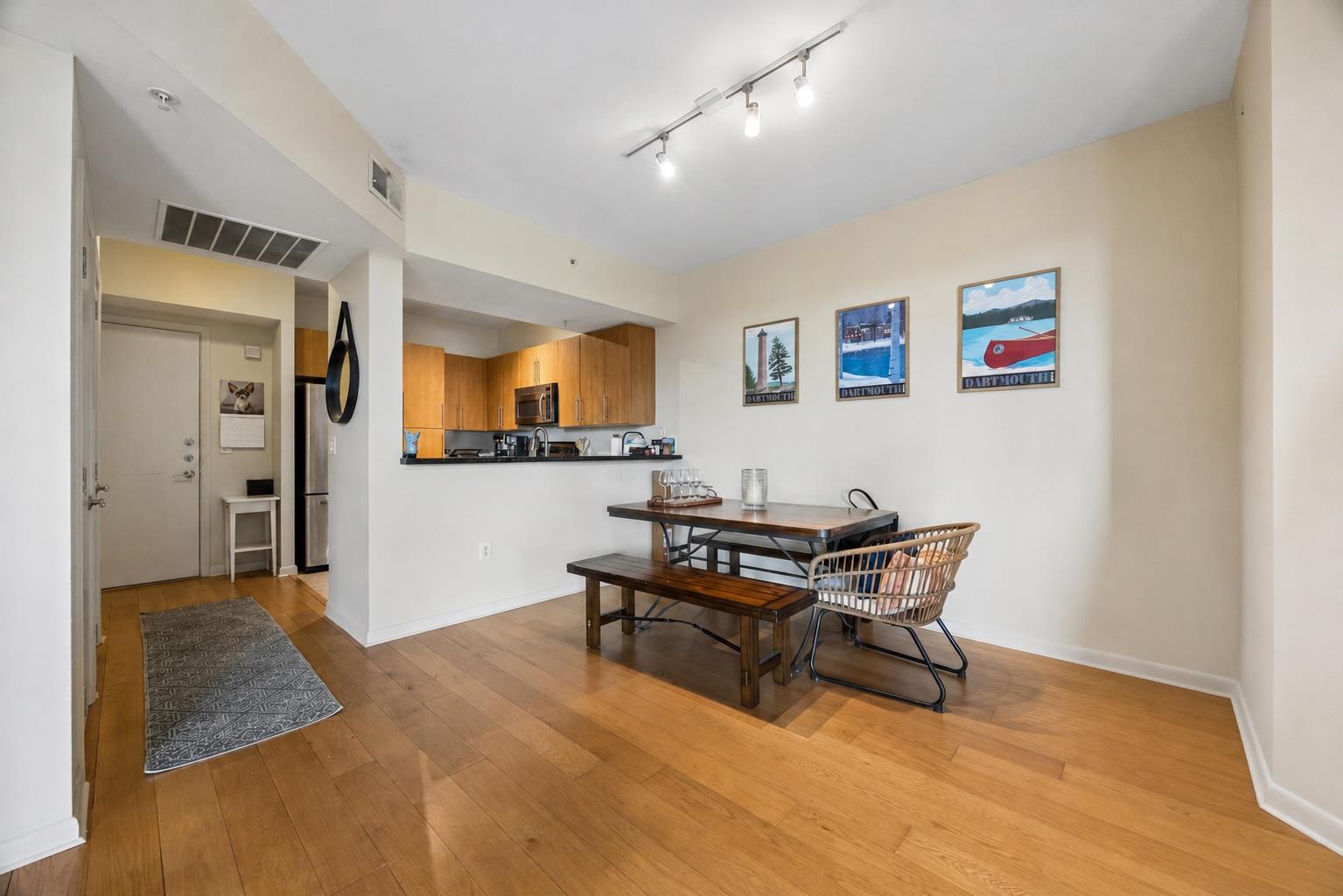 54 Rainey ST # 620