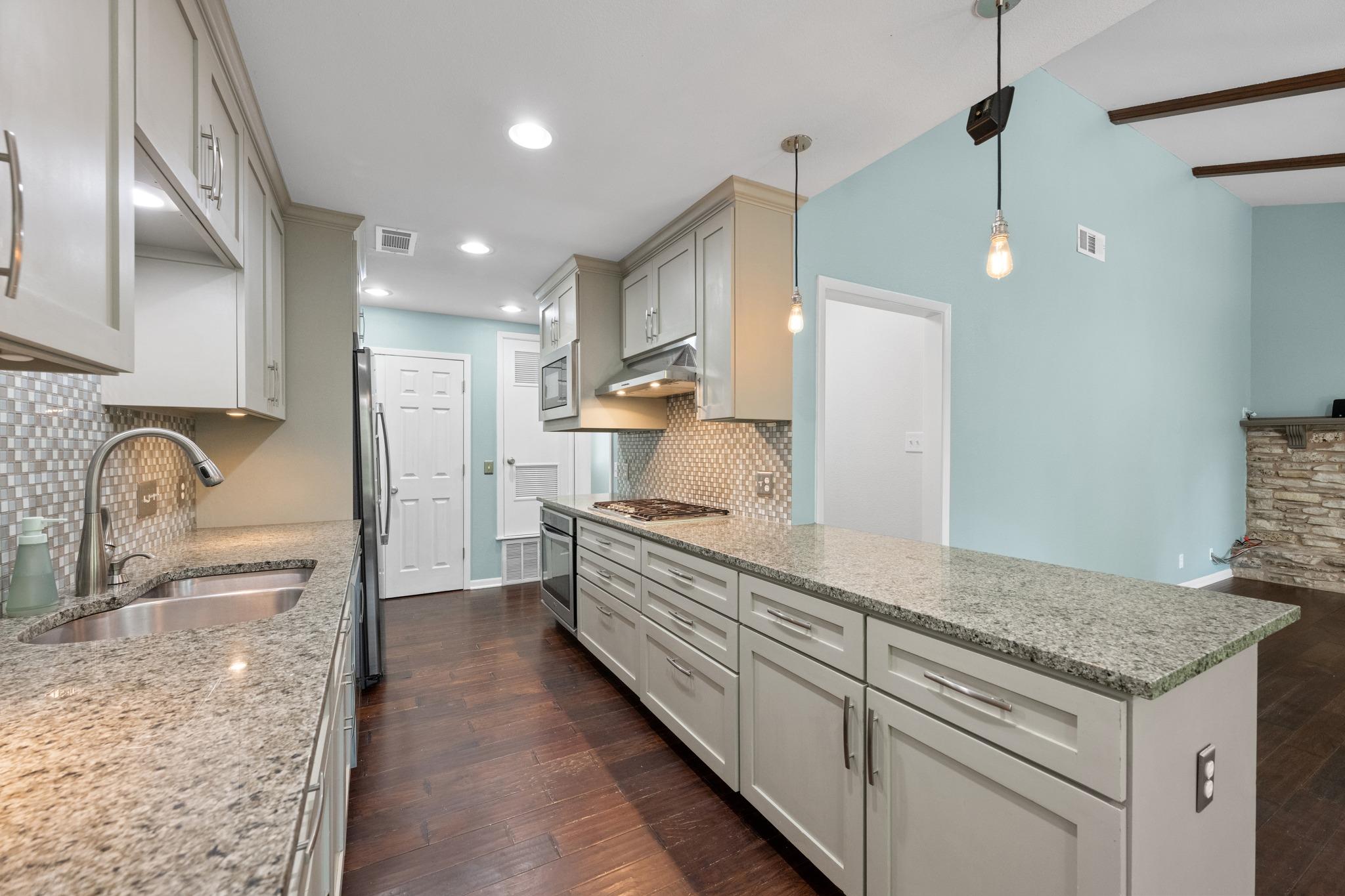 3111 Stanwood DR