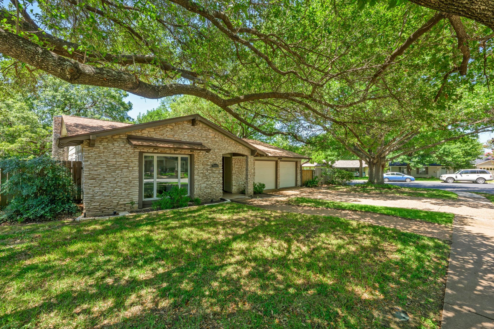 3111 Stanwood DR